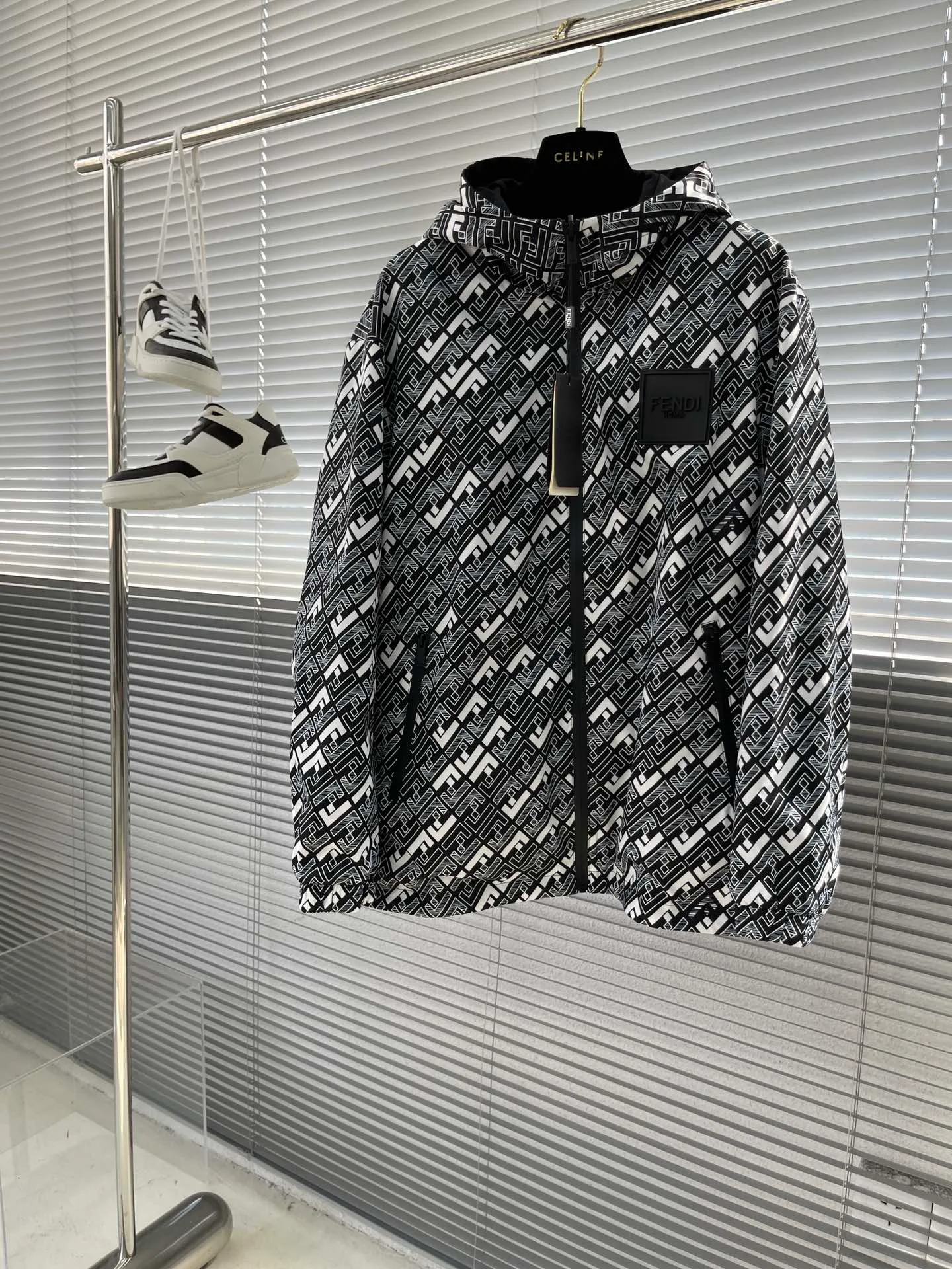 Куртки И Пуховики Мужские Fendi 9596384