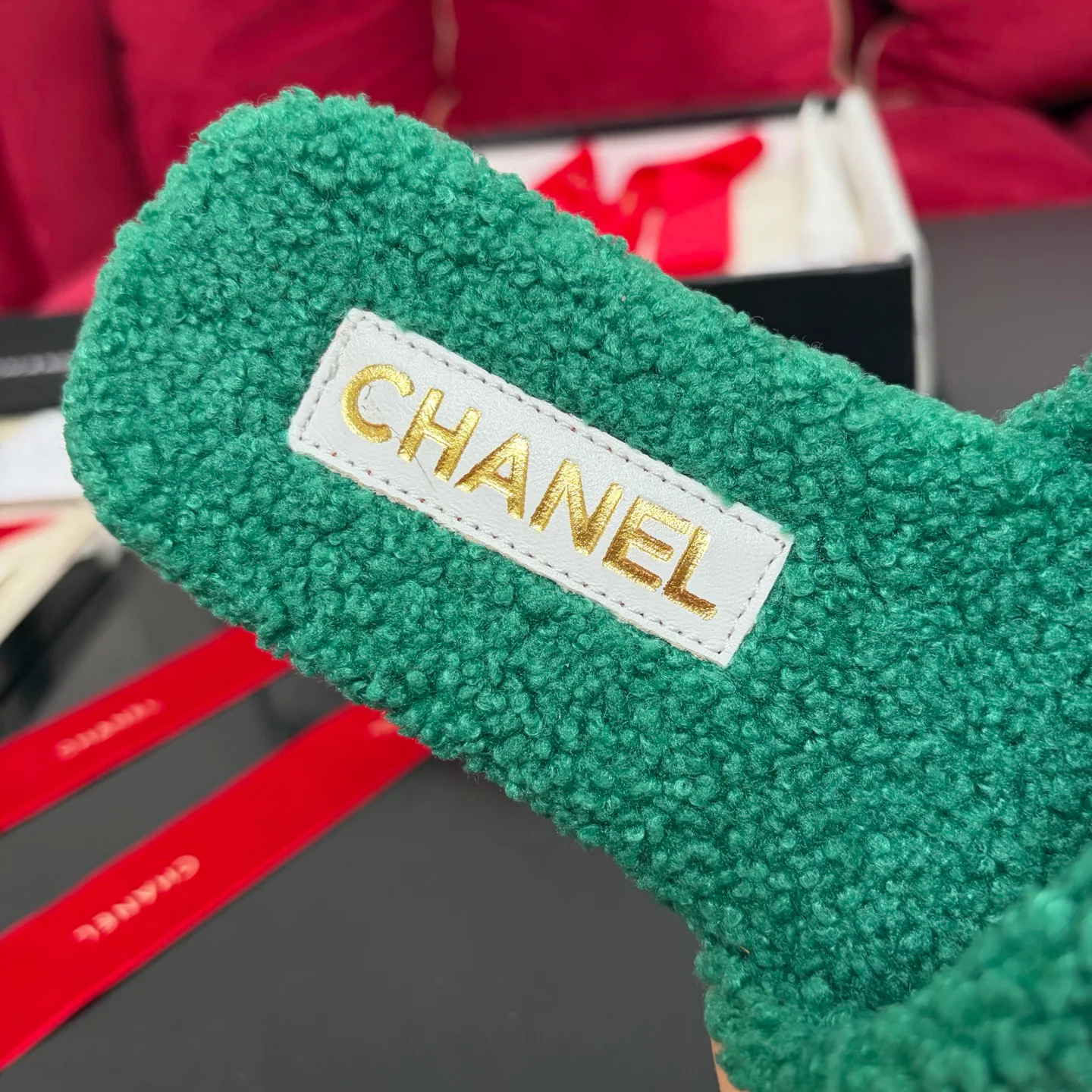 Тапочки Женские Chanel 18683008
