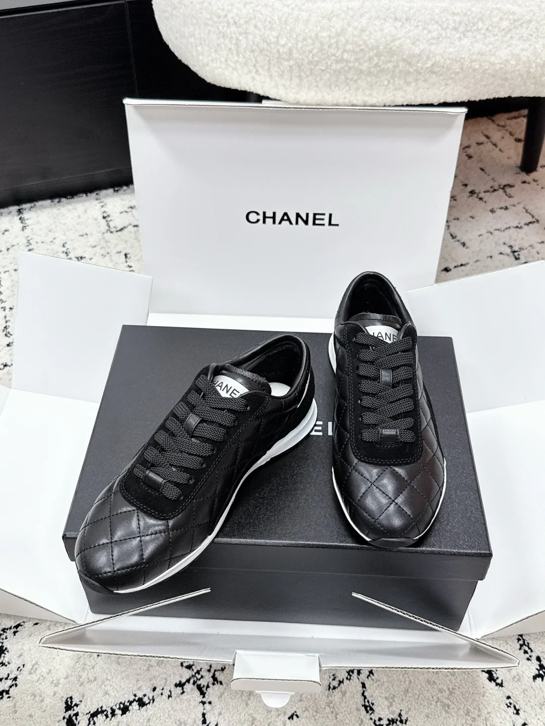 Кроссовки Женские Chanel 13168402