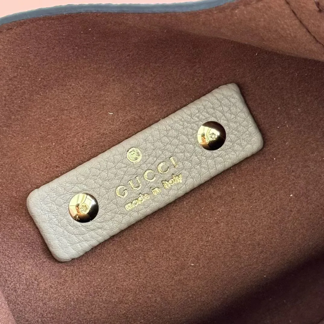 Классические Сумки Женские Gucci 11668974