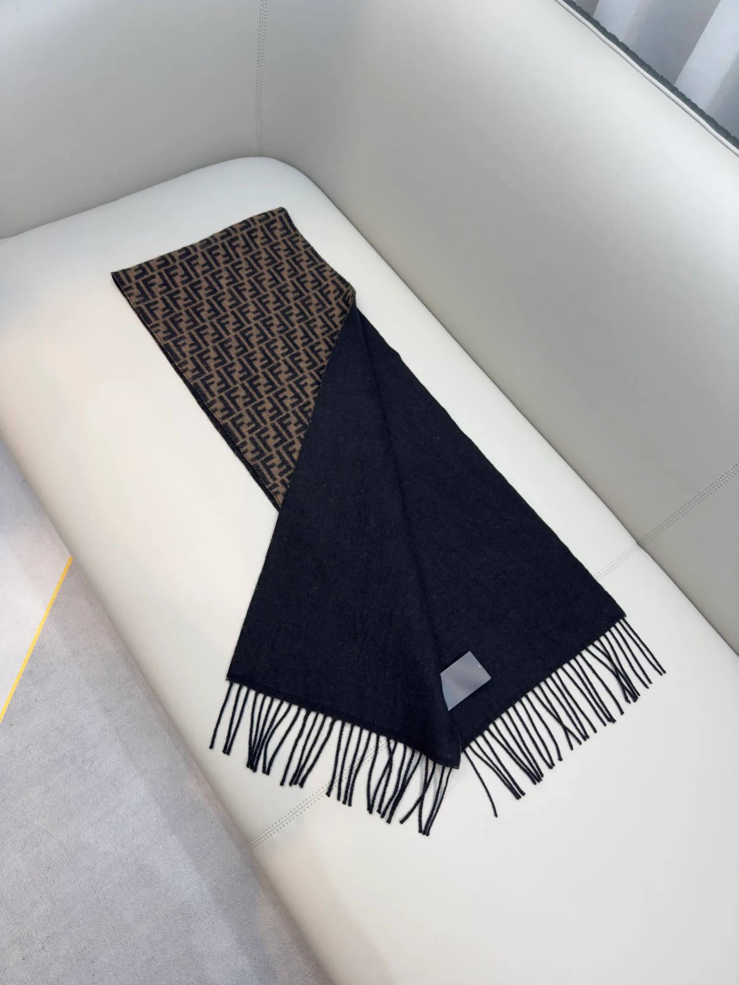 Шарфы Fendi 3966