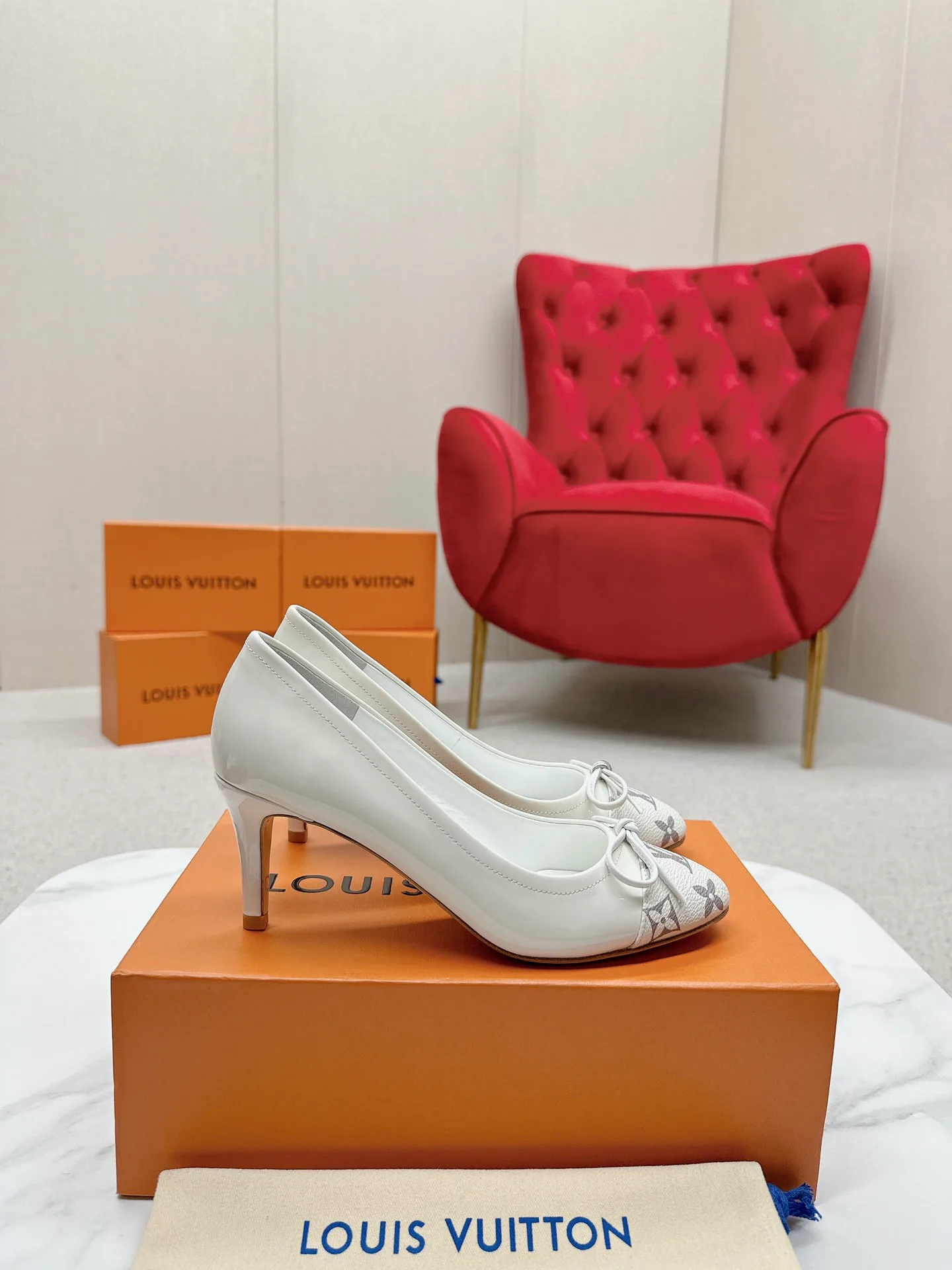 Туфли Женские Louis Vuitton 234073