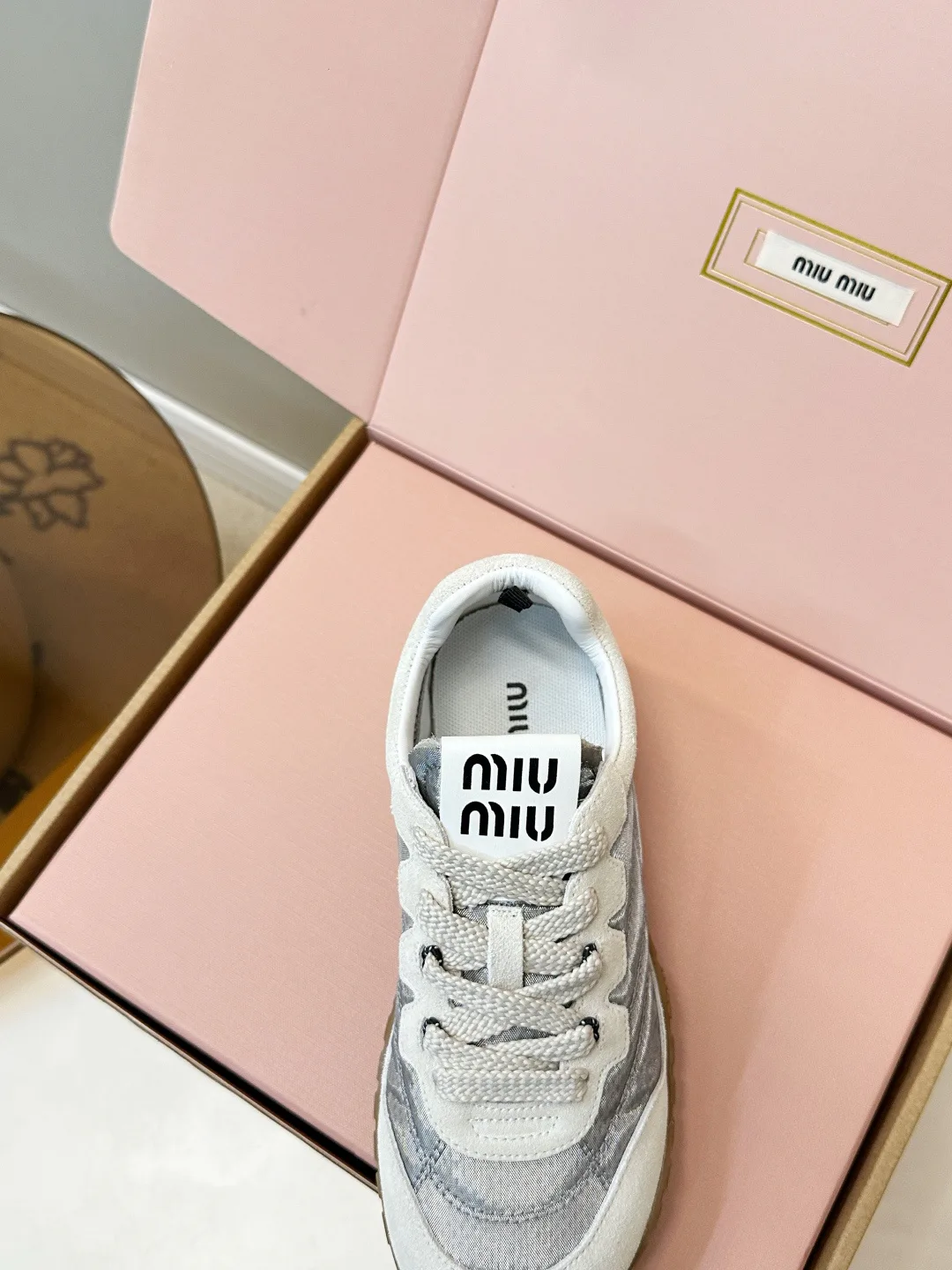 Кроссовки Женские Miu Miu 19032048