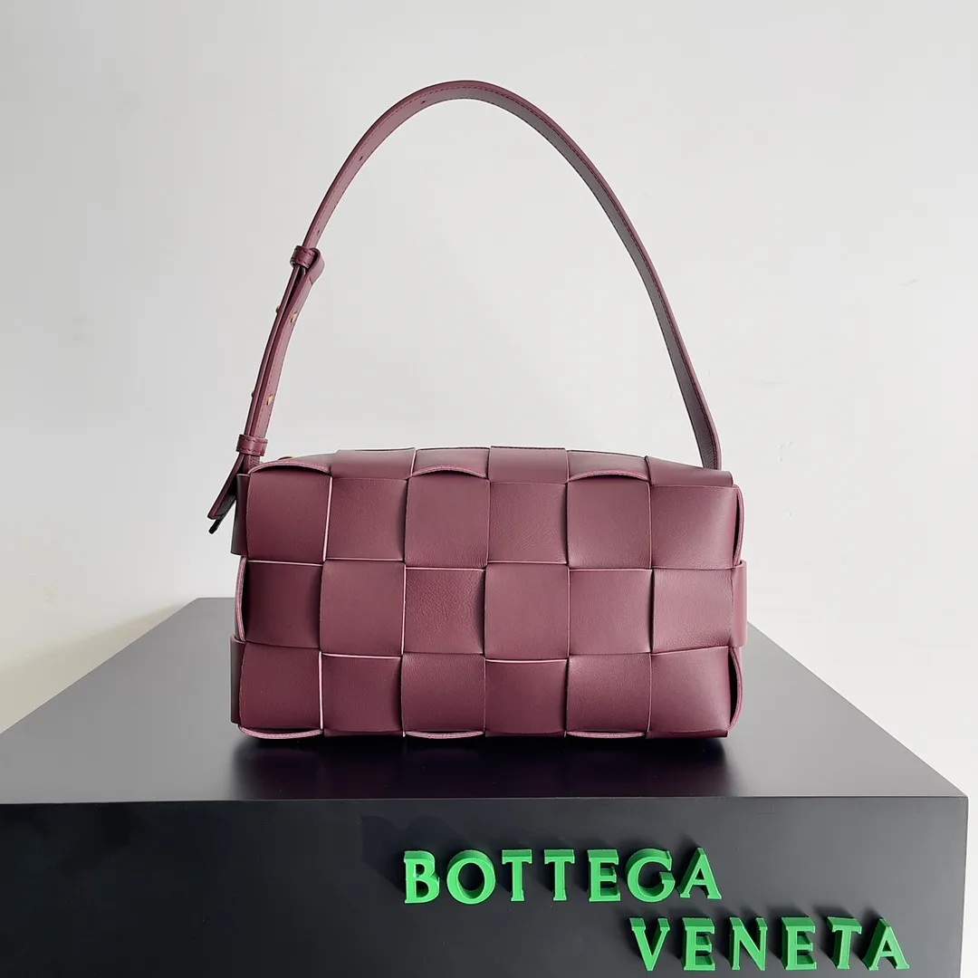 Классические Сумки Женские Bottega Veneta 18161084
