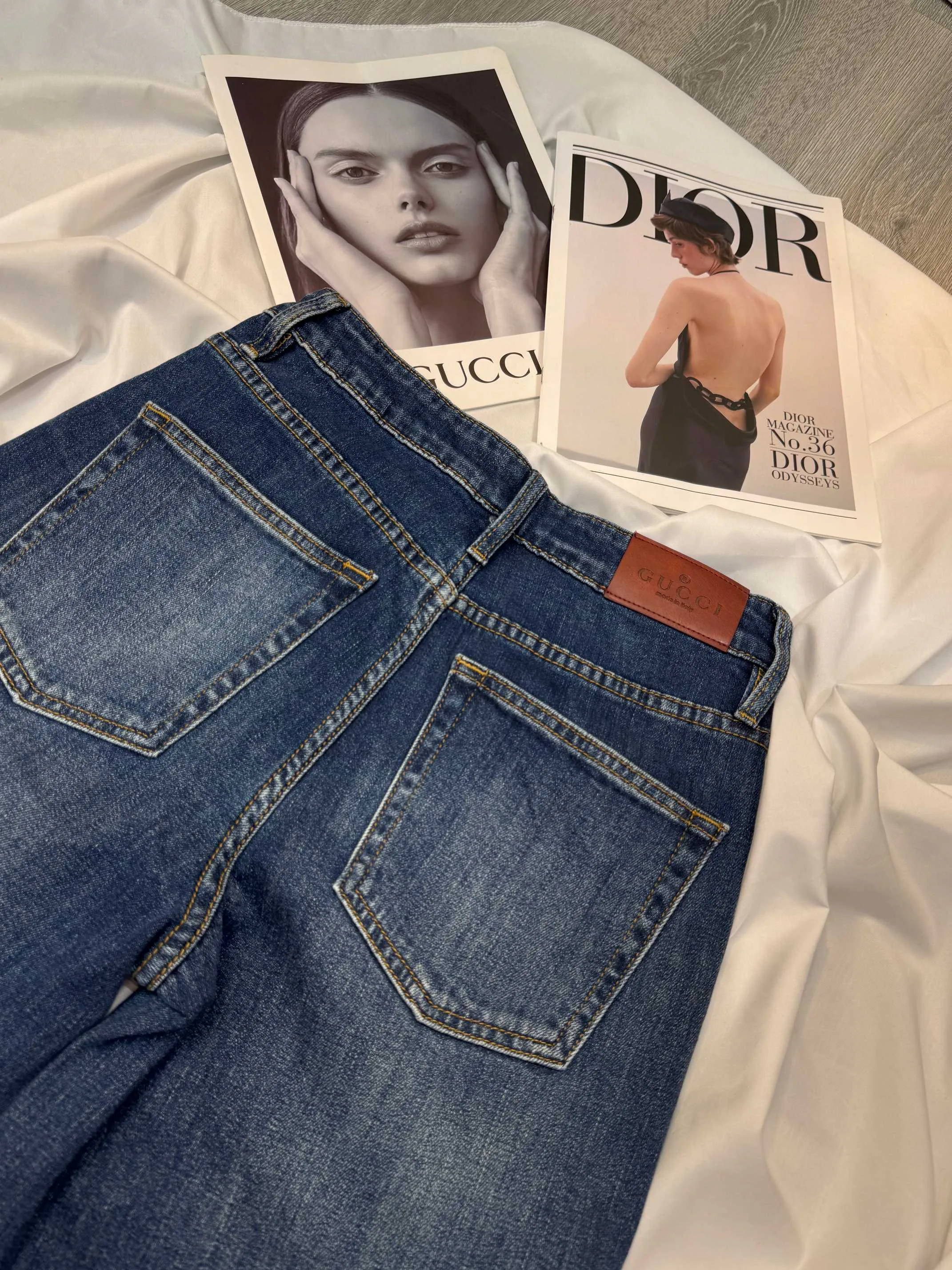 Джинсы Женские Gucci 18145692