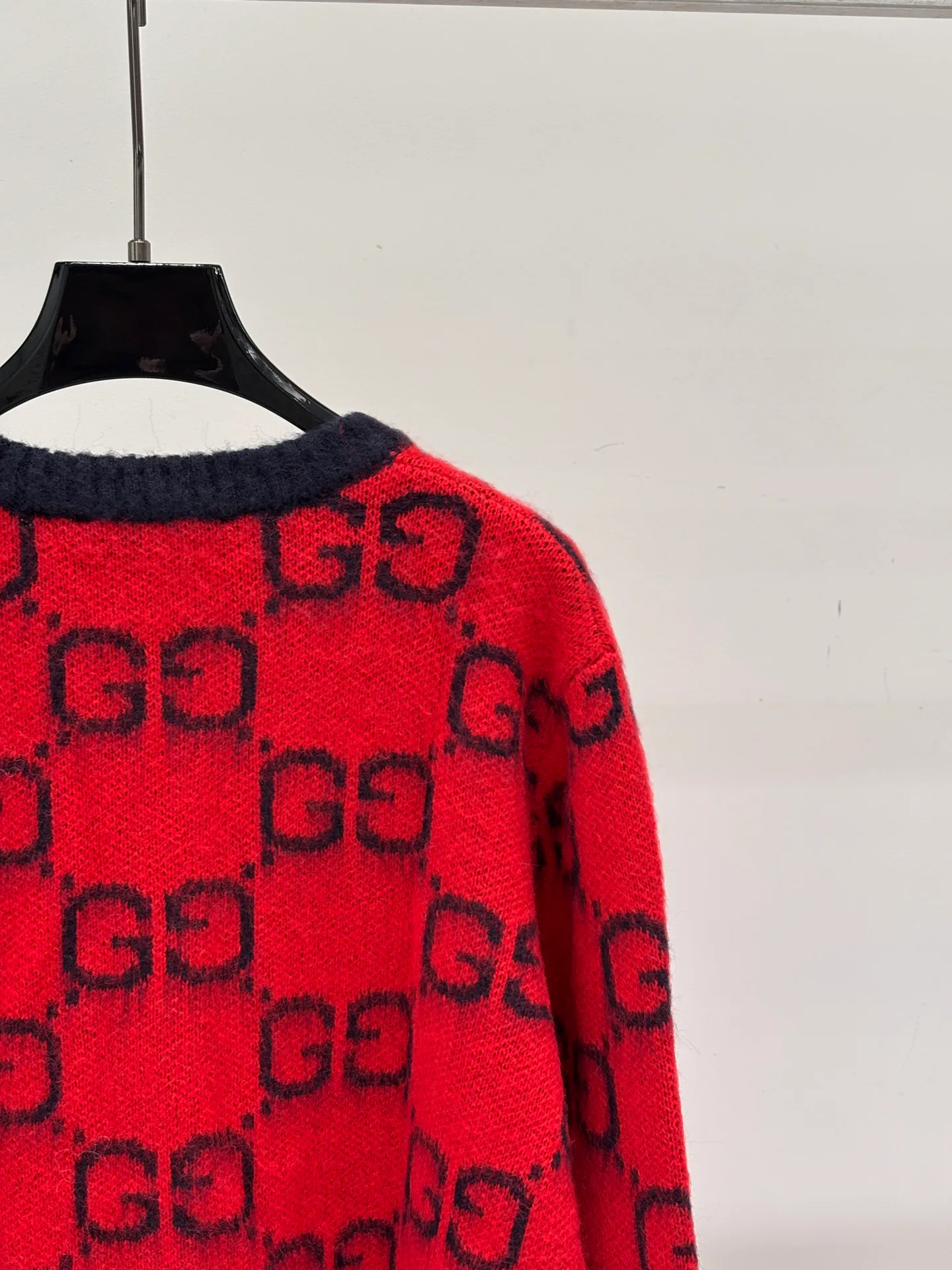 Джемперы И Свитеры Женские Gucci 18779036