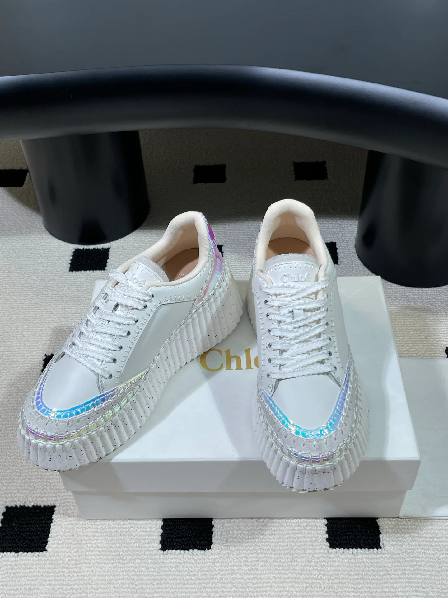 Кроссовки Женские Chloe 1511769