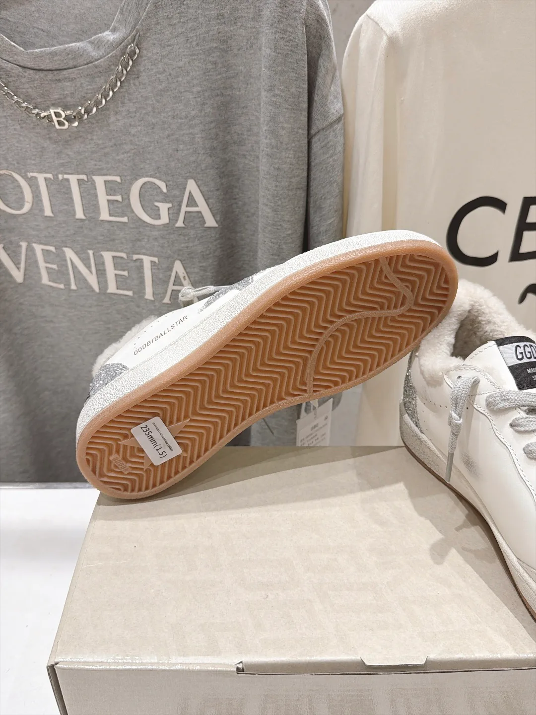 Кроссовки Женские Golden Goose 19394778