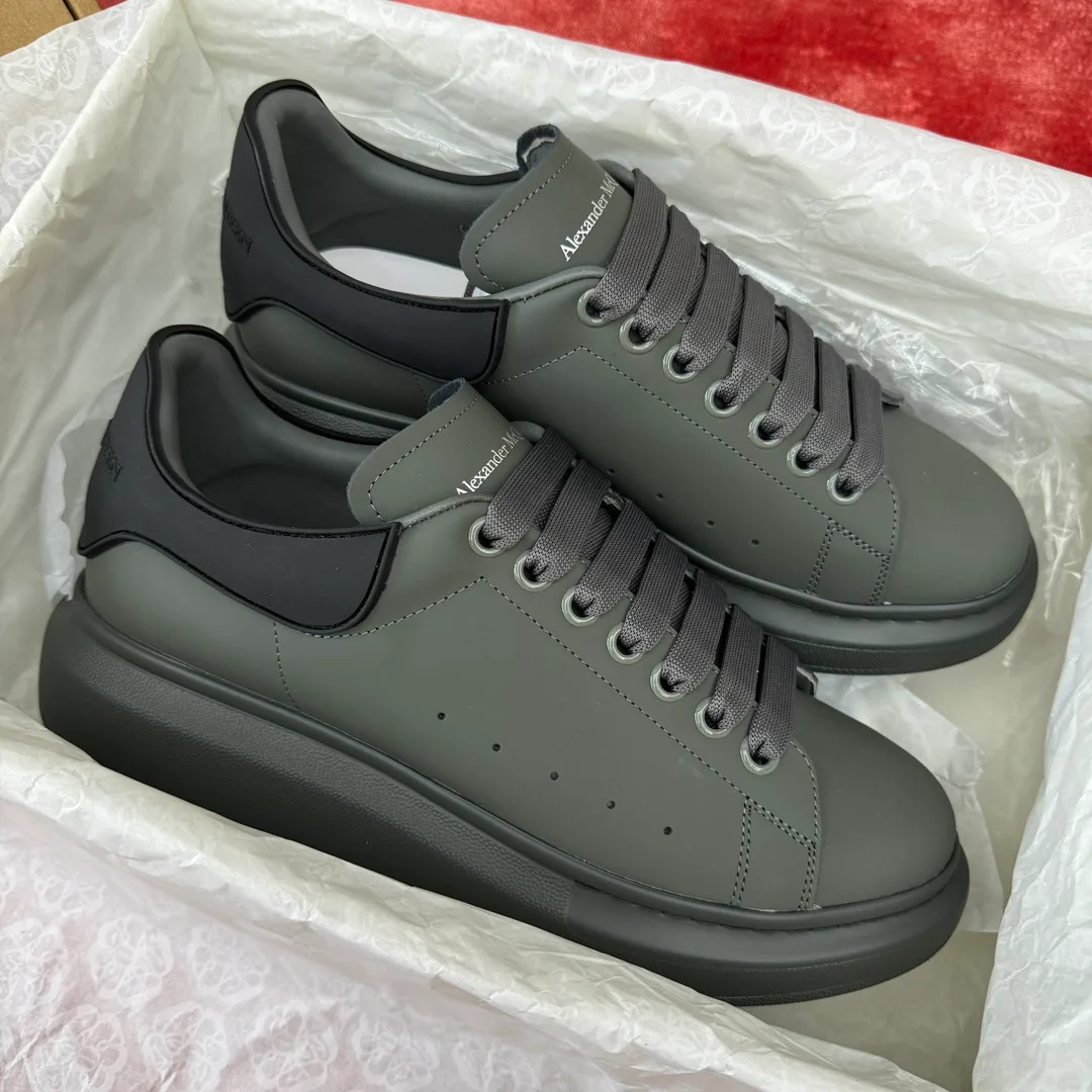 Кроссовки Женские Alexander Mcqueen 11472835