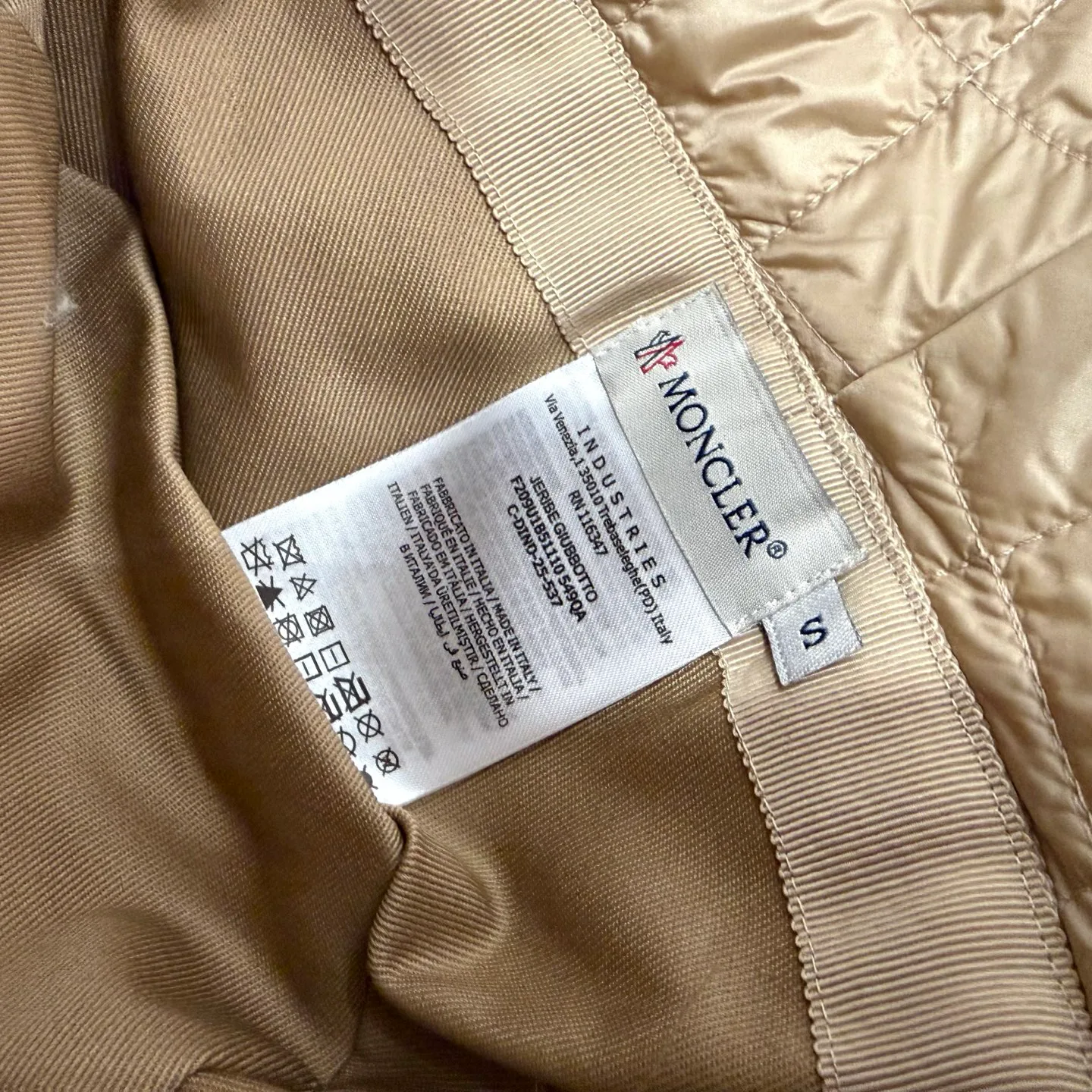 Головные Уборы Moncler 18106232