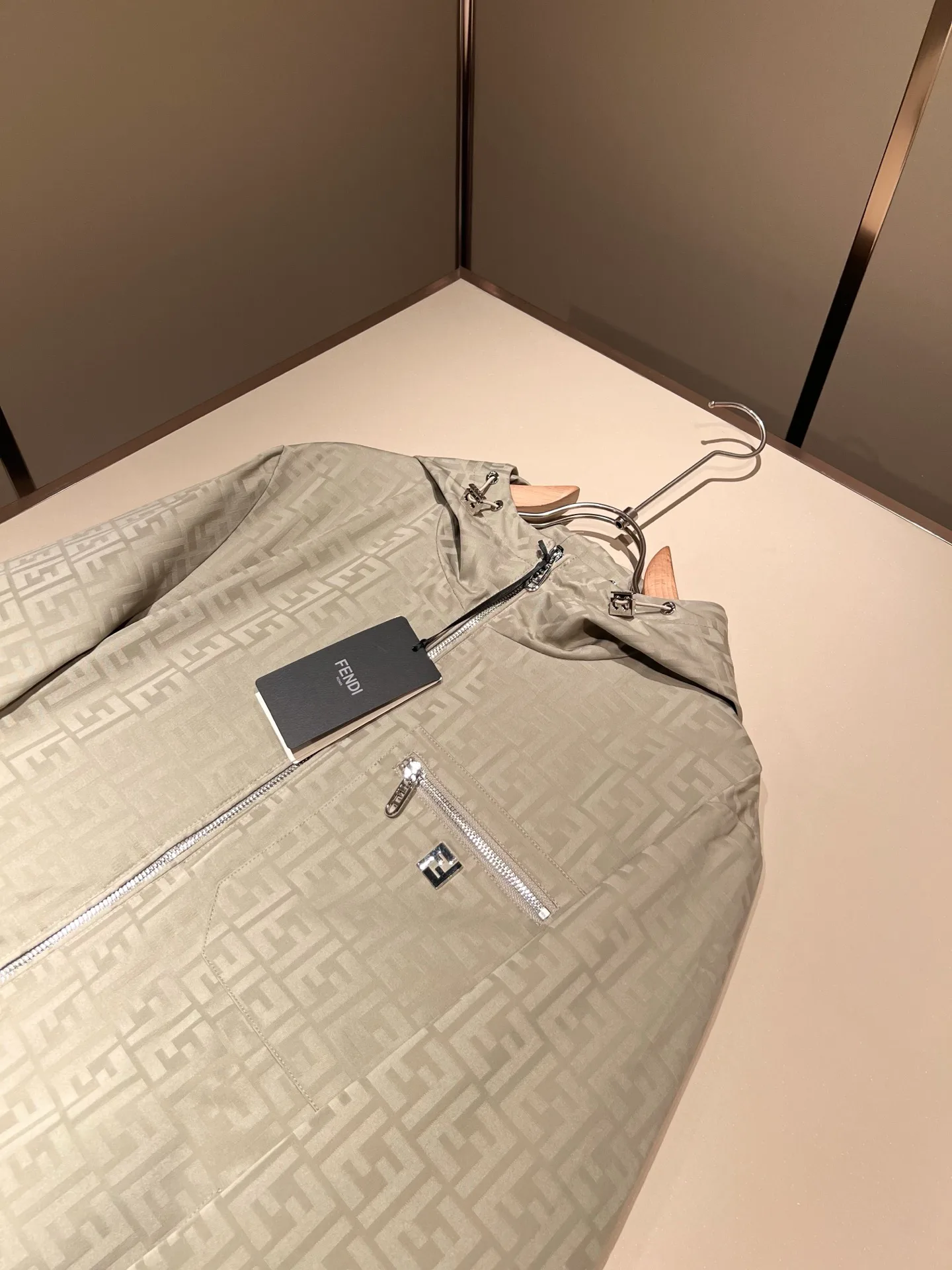 Куртки И Пуховики Мужские Fendi 10242260
