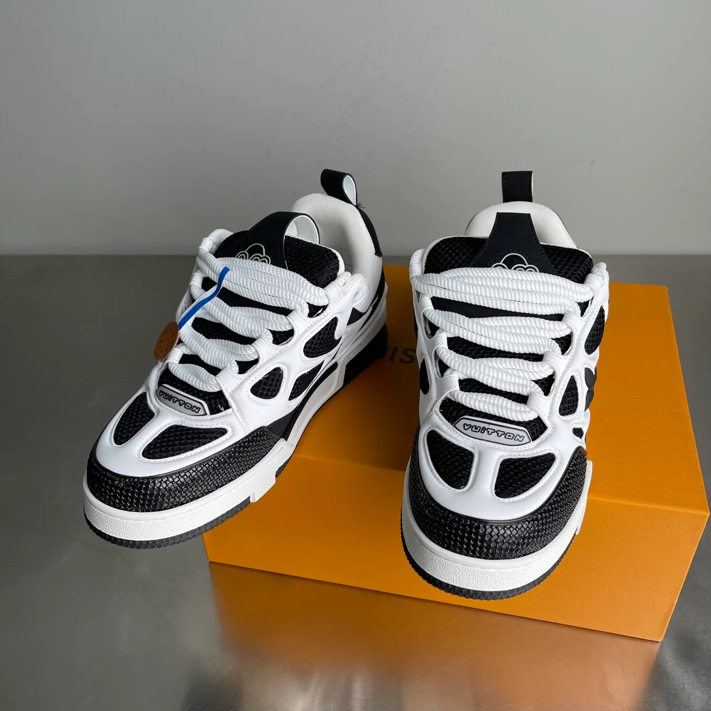 Кроссовки Женские Louis Vuitton 168932