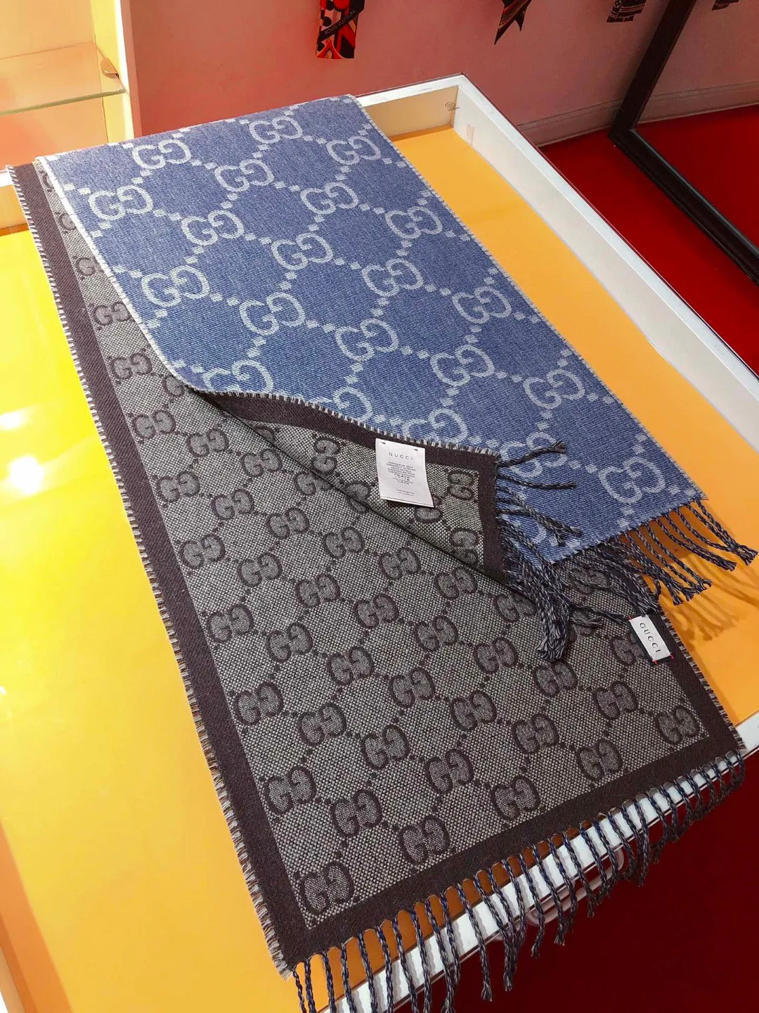 Шарфы Gucci 1664950
