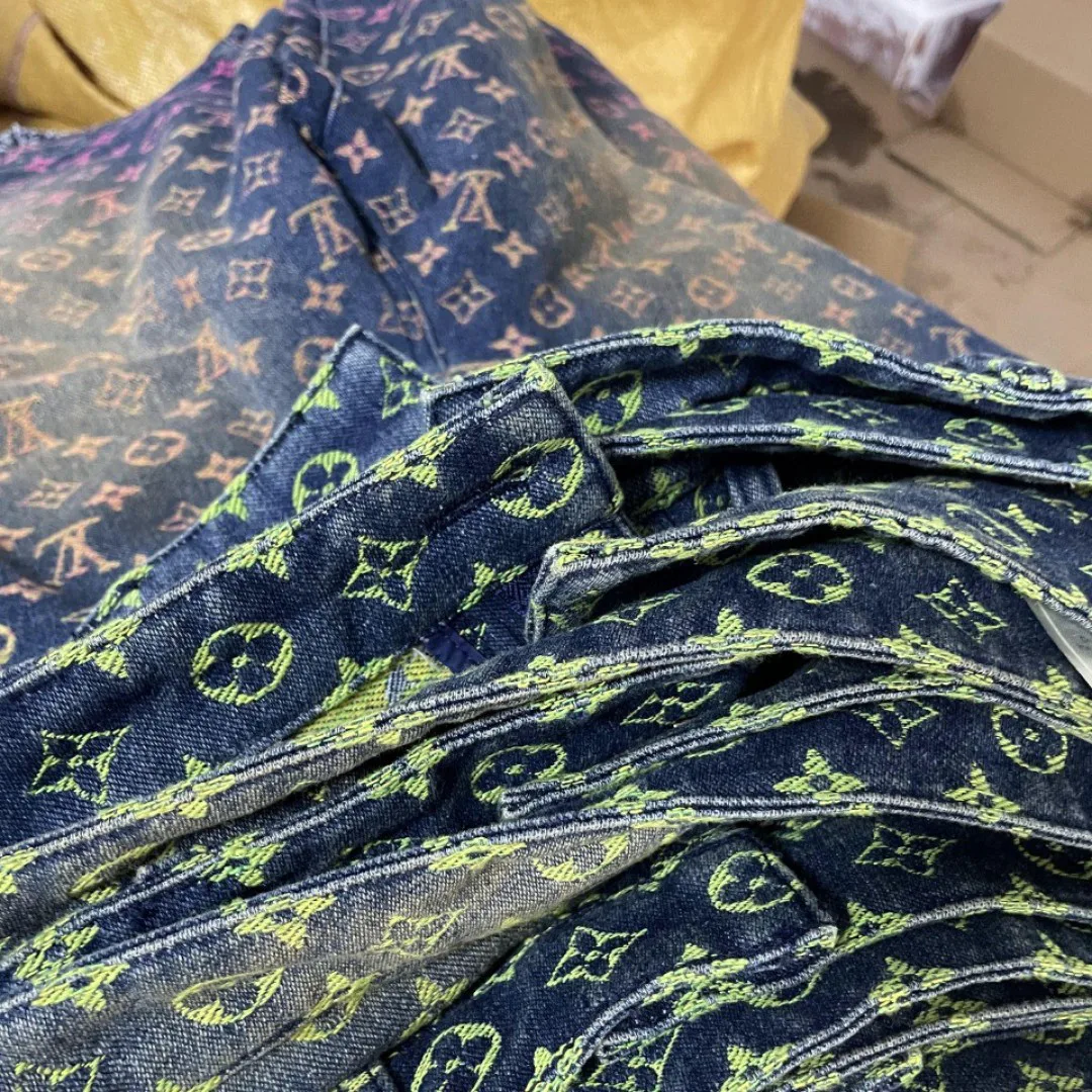 Шорты Мужские Louis Vuitton 8973431