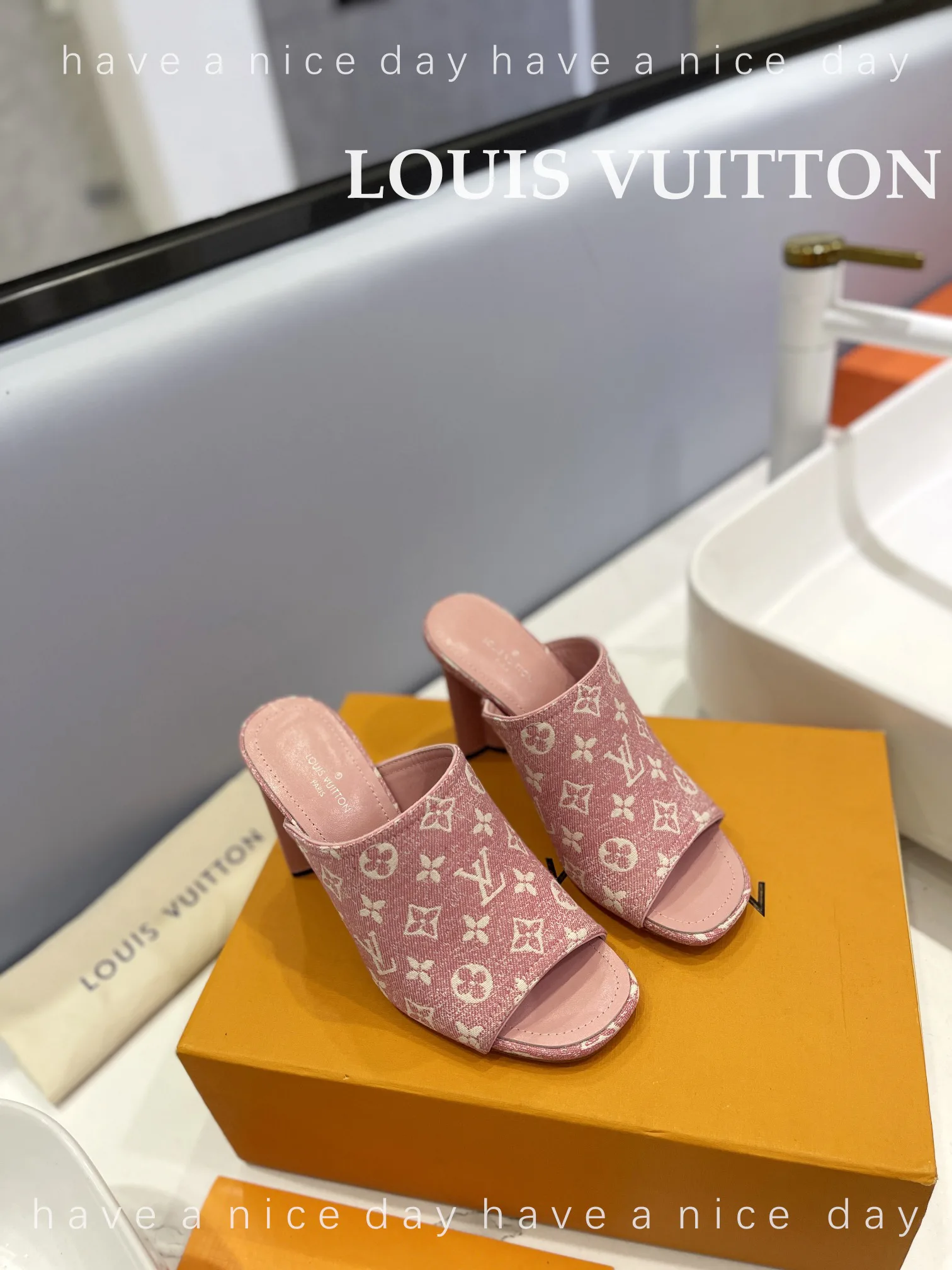 Босоножки Женские Louis Vuitton 9623595