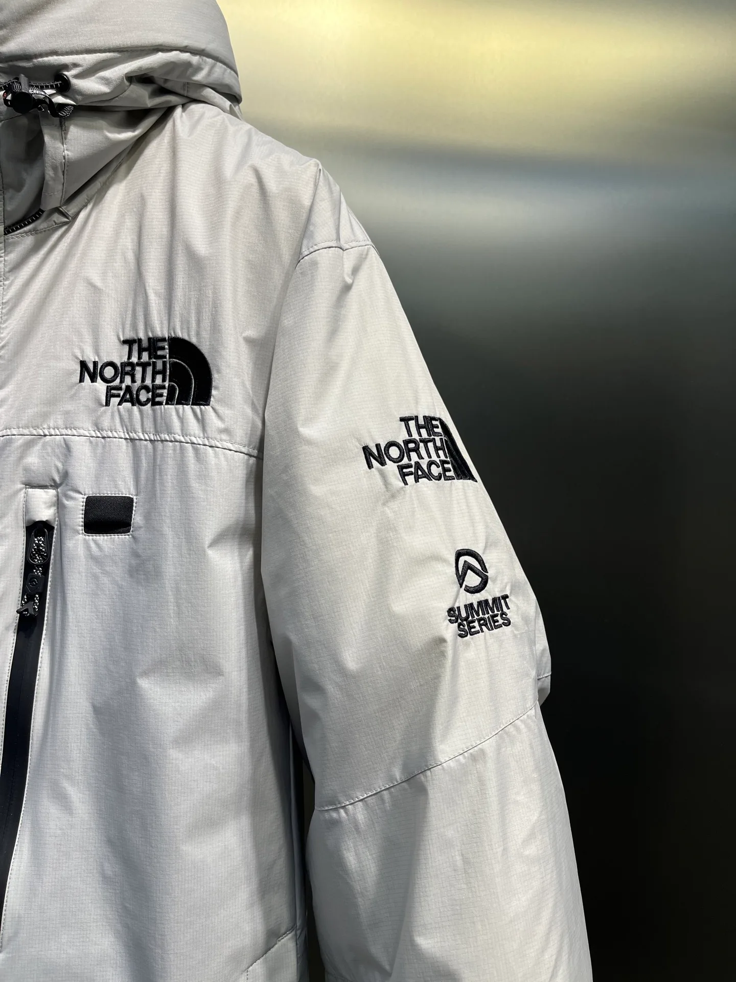 Куртки И Пуховики Женские The North Face 18130440