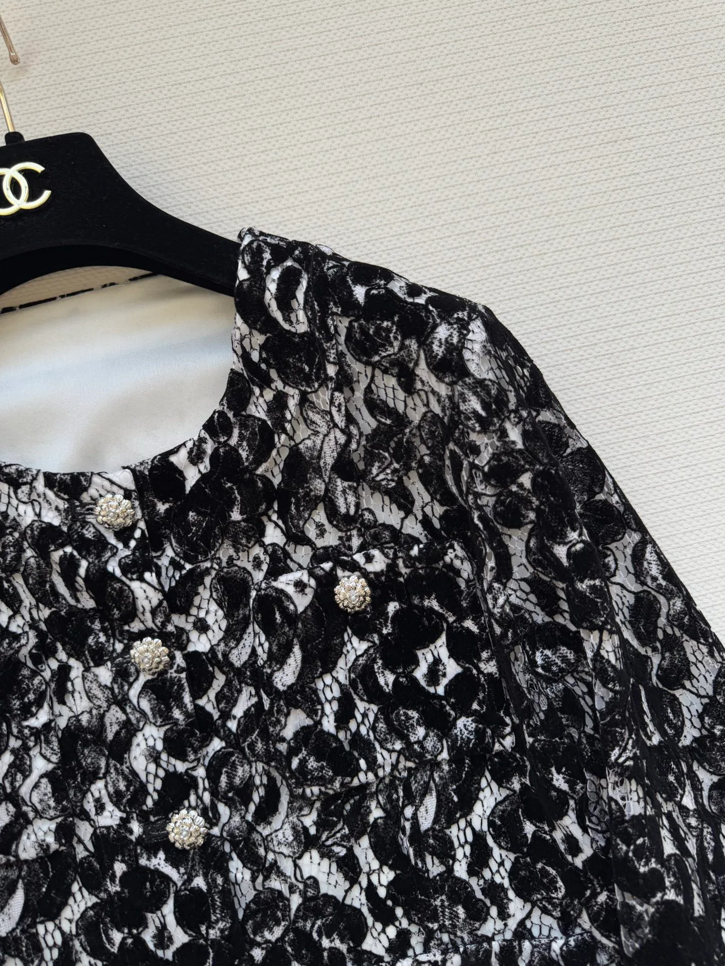 Куртки И Пуховики Женские Chanel 1075798