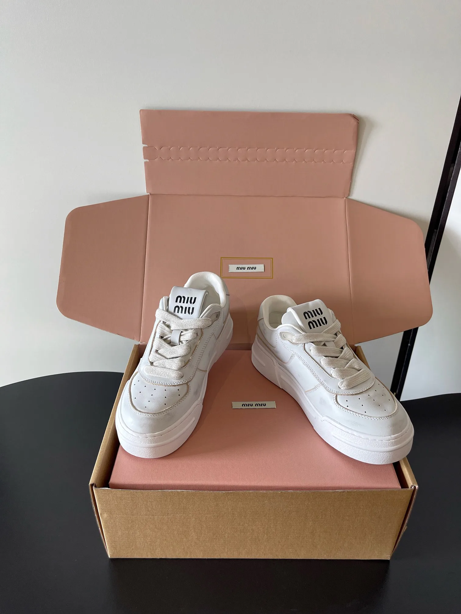 Кроссовки Женские Miu Miu 10478122