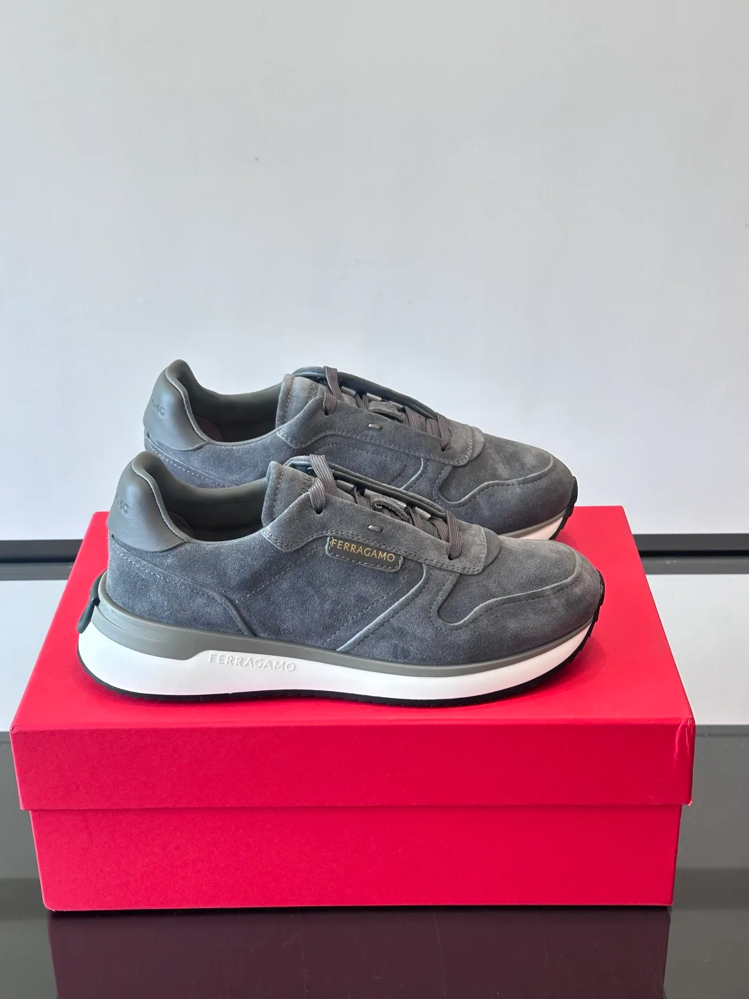 Кроссовки Мужские Salvatore Ferragamo 10615043