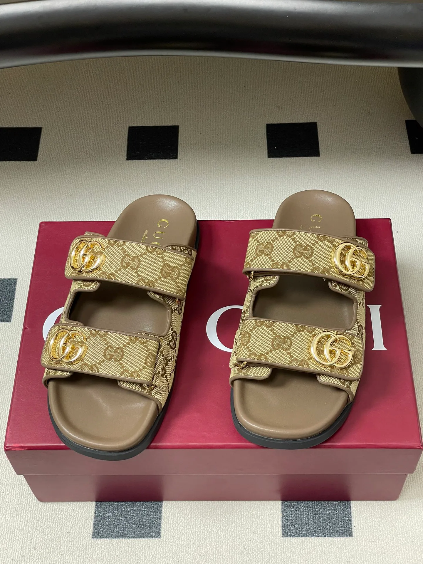 Сандалии Женские Gucci 11777362