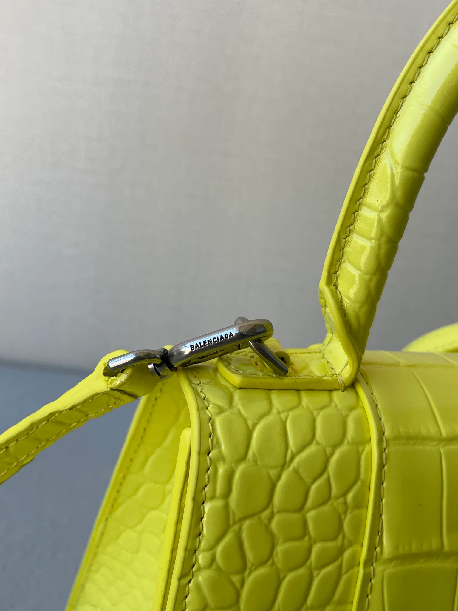 Сумки На Ремне Женские Balenciaga 217815