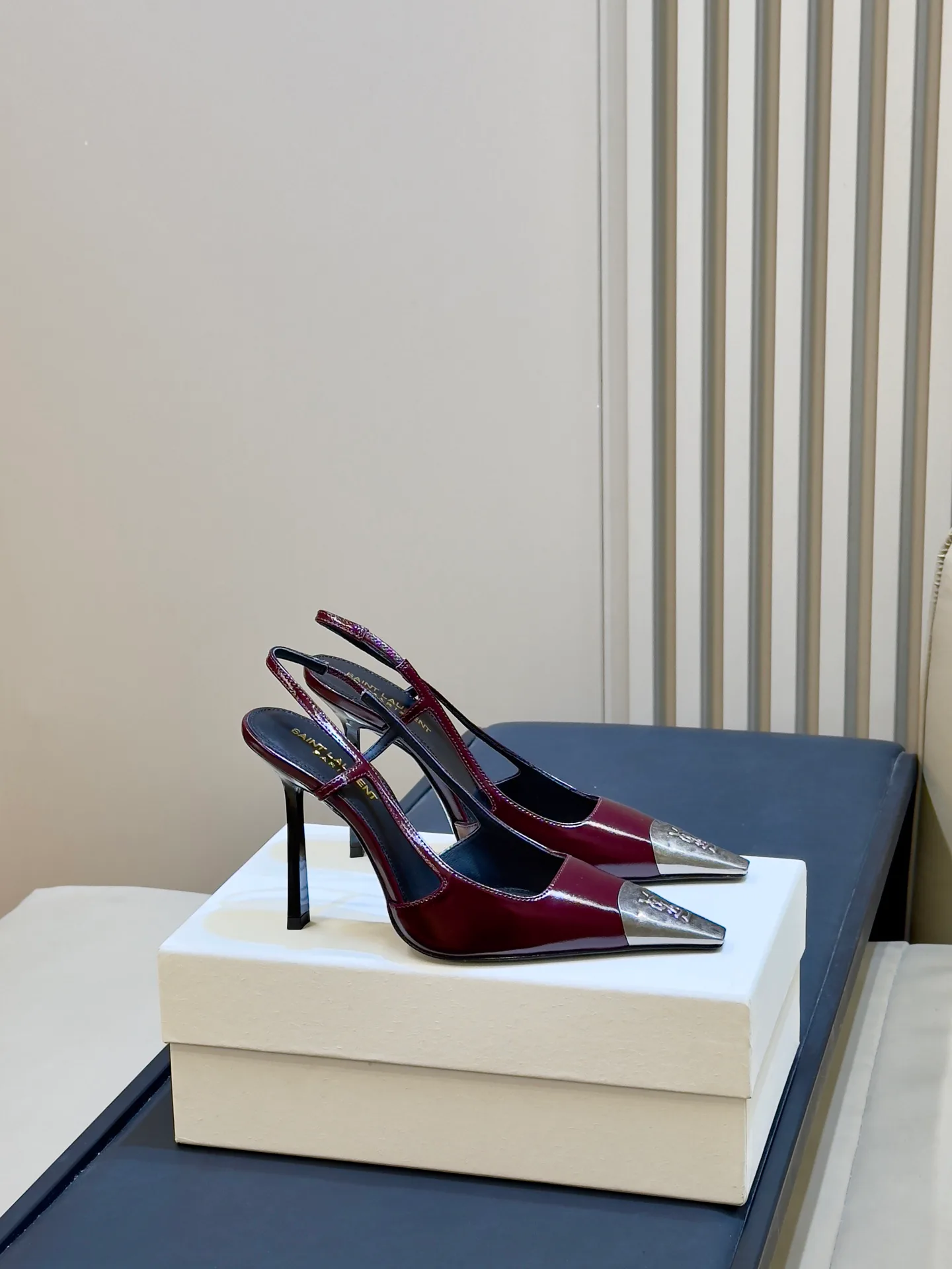 Туфли Женские Saint Laurent 18073502