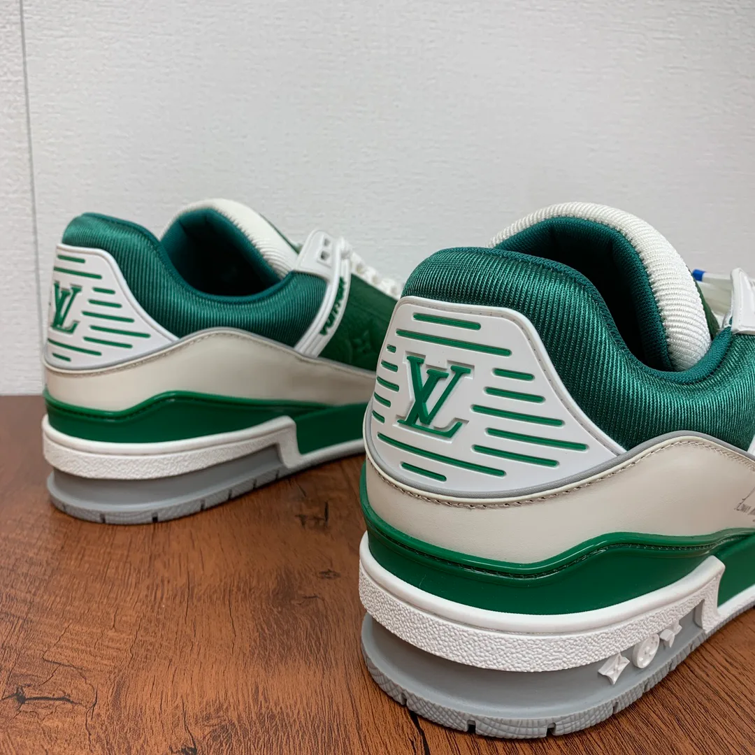 Кроссовки Мужские Louis Vuitton 5892129