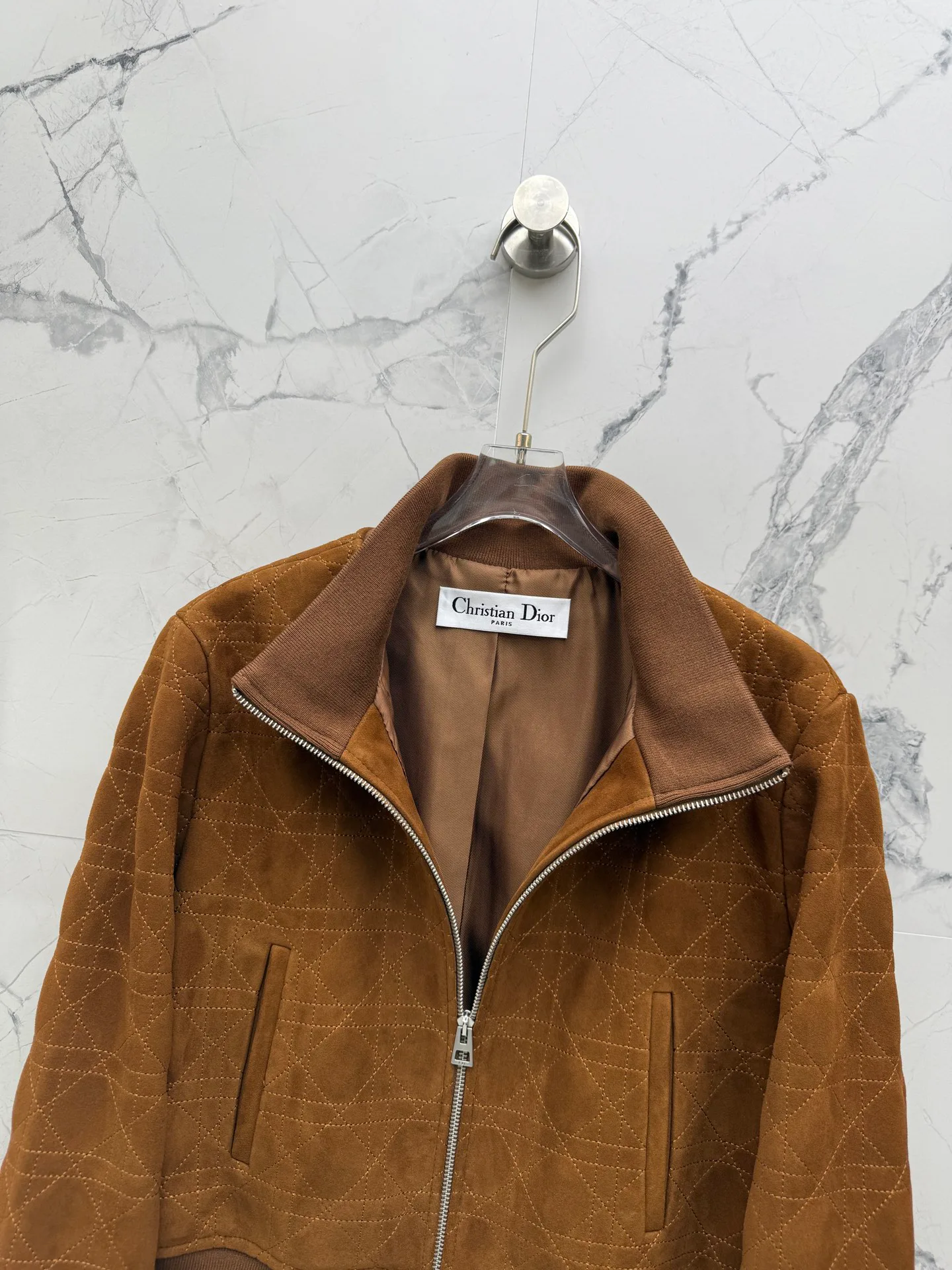 Кожаные Куртки И Дублёнки Женские Christian Dior 9976546