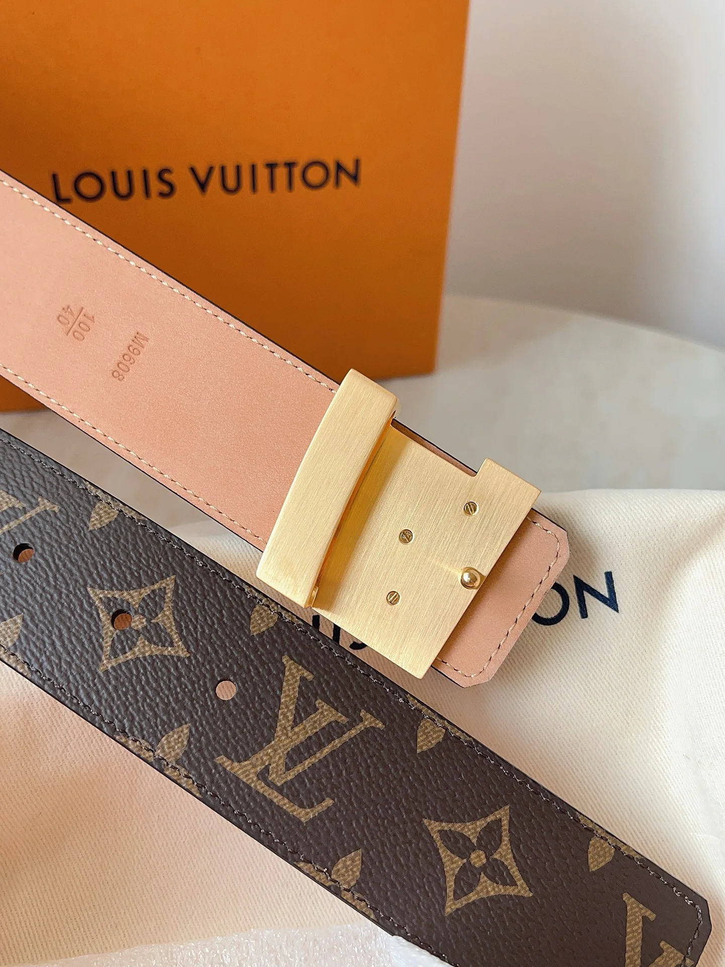 Ремни Louis Vuitton 14563664