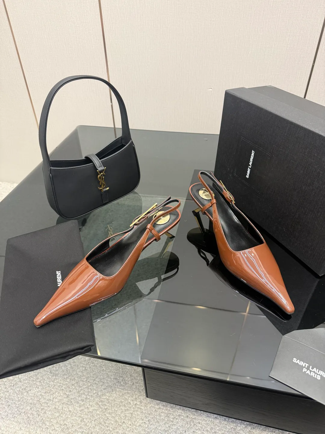 Туфли Женские Saint Laurent 2597114