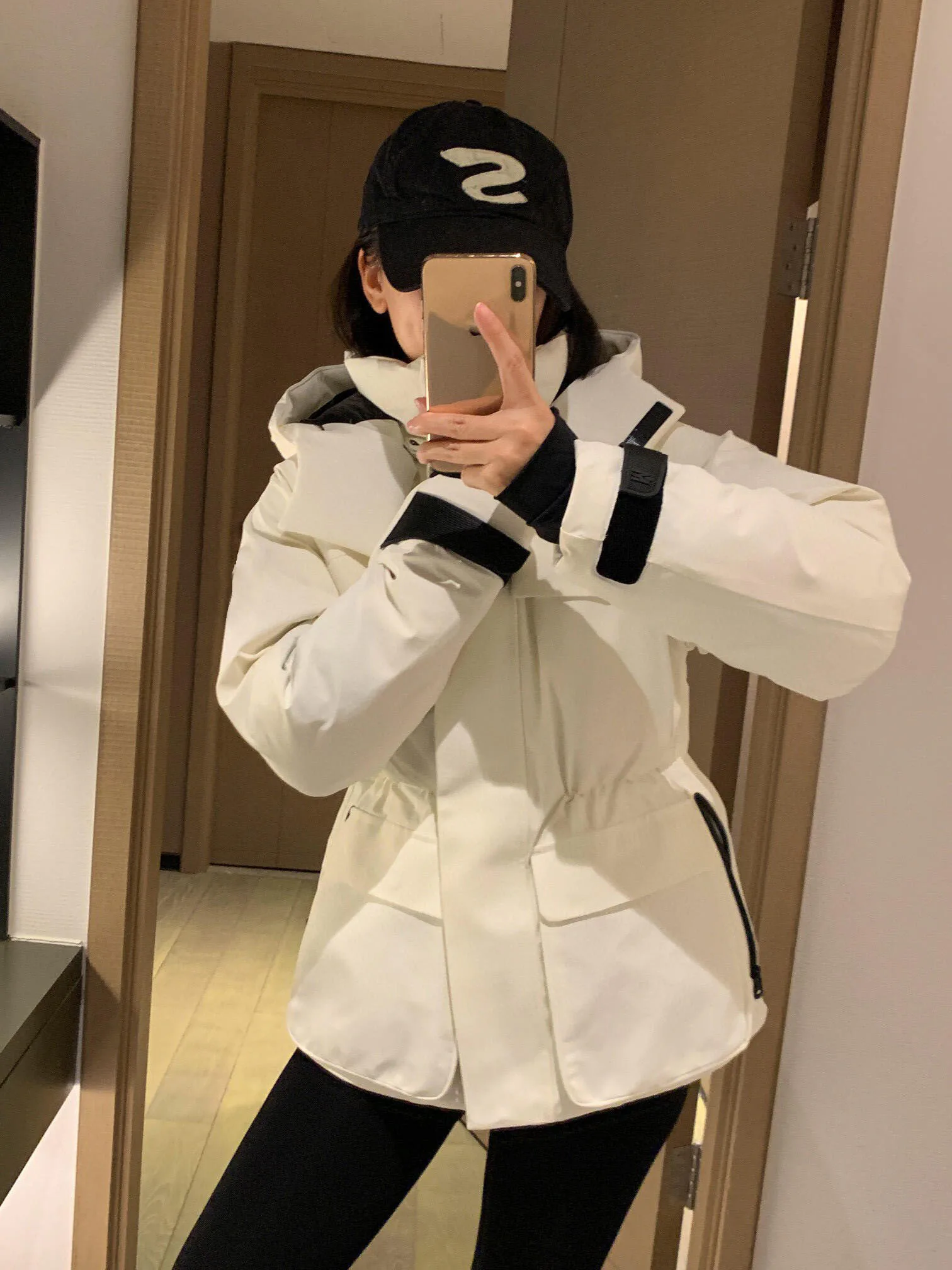 Куртки И Пуховики Женские Moncler 1513776