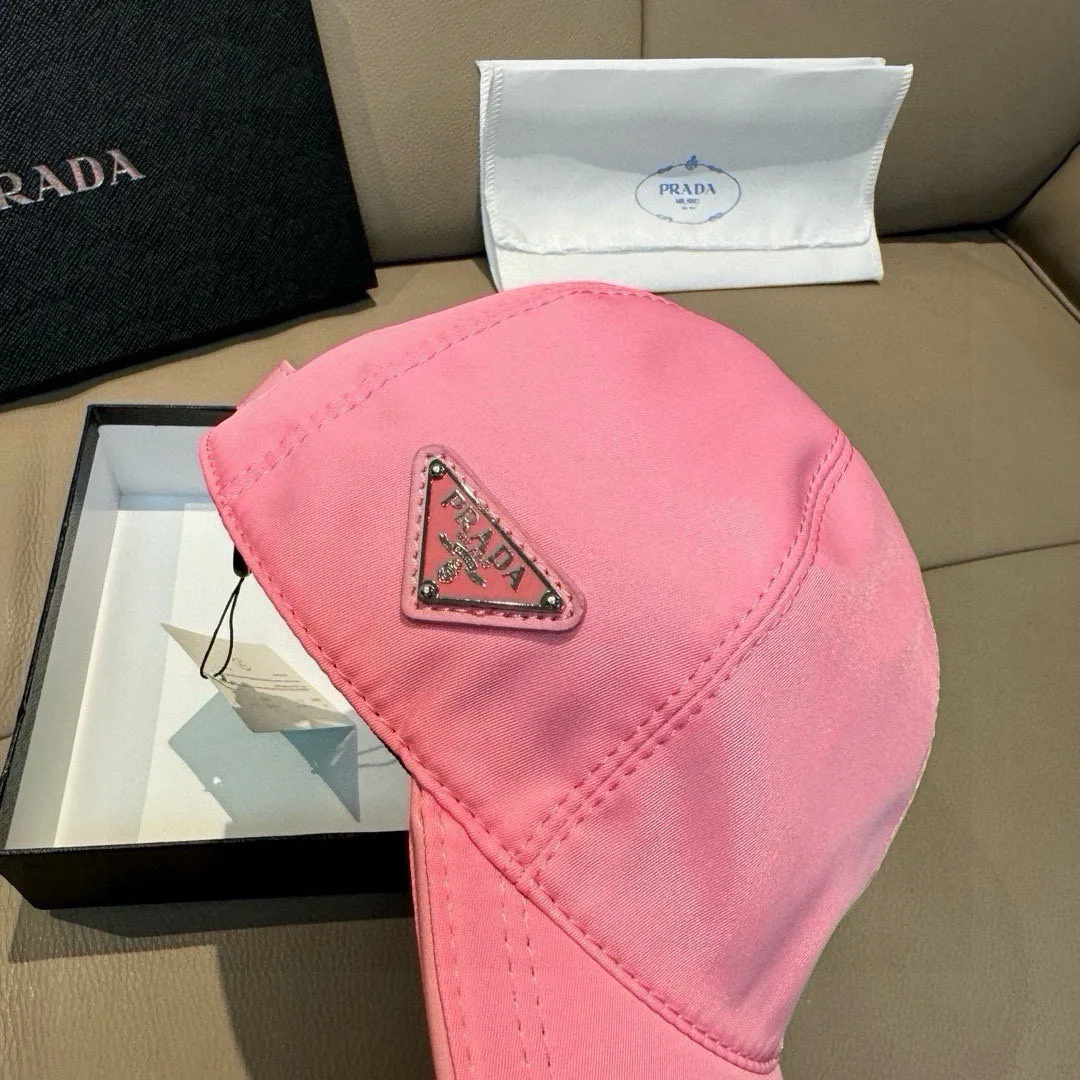 Головные Уборы Prada 17604800