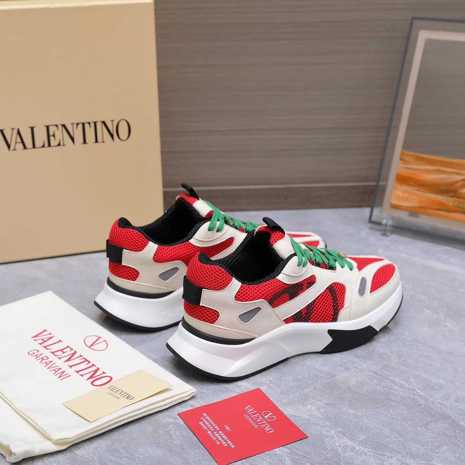 Кроссовки Мужские Valentino 17604593