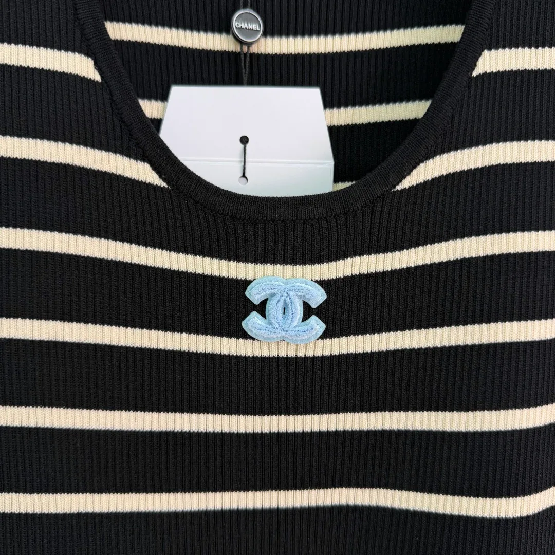 Платья Женские Chanel 10782474