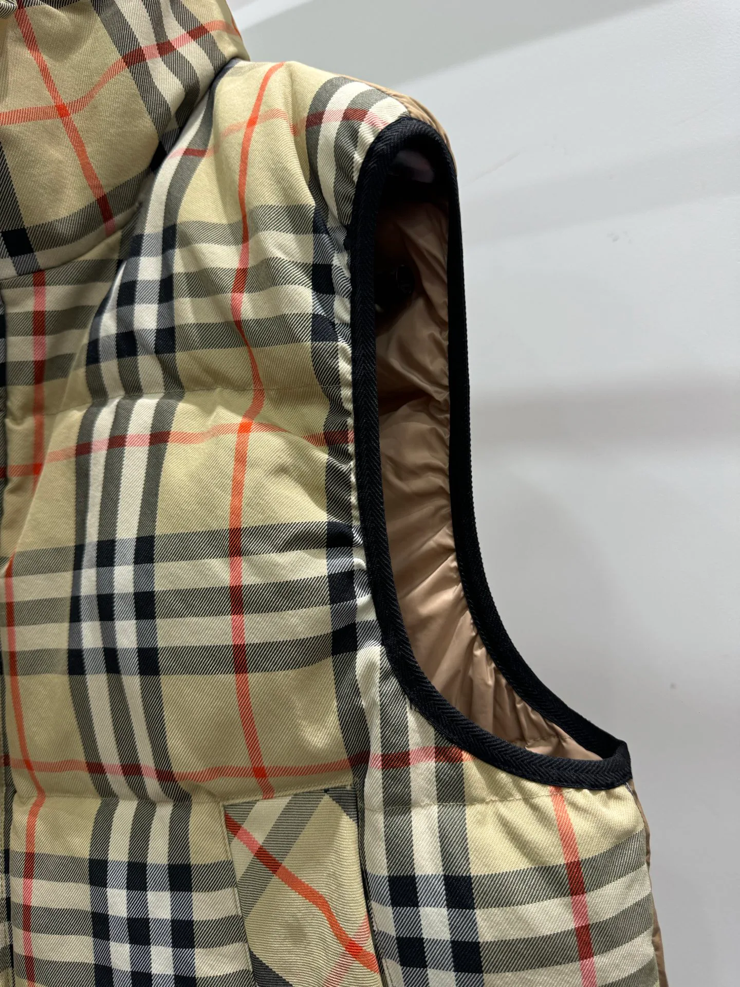 Жилеты Женские Burberry 19325559