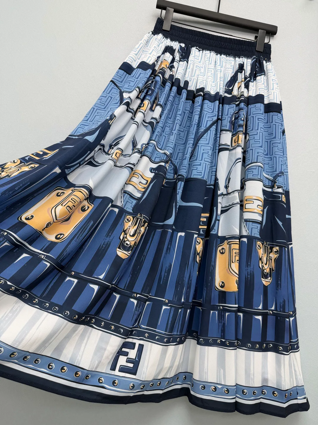 Юбки Женские Fendi 11873477