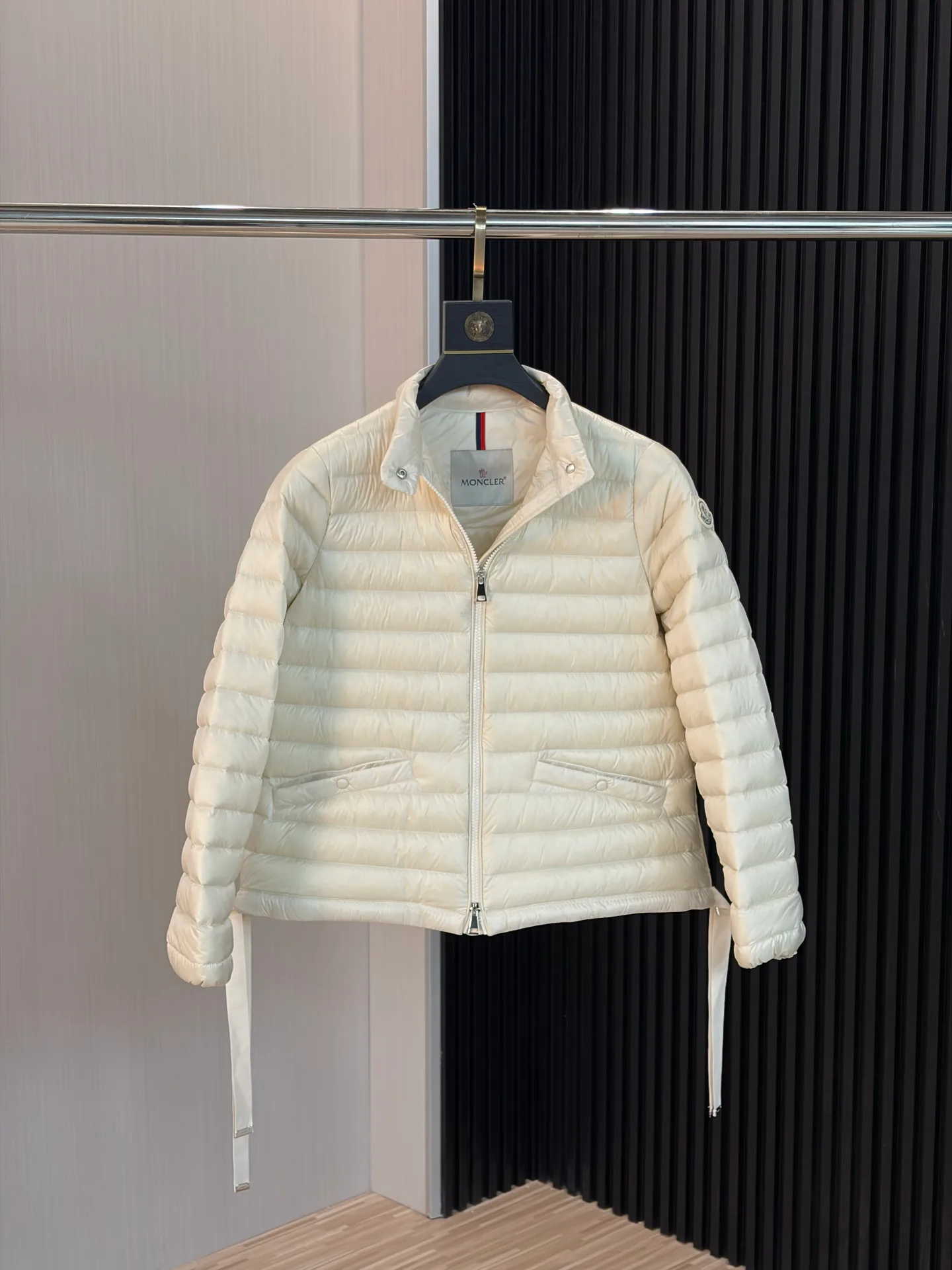 Куртки И Пуховики Мужские Moncler 17908034