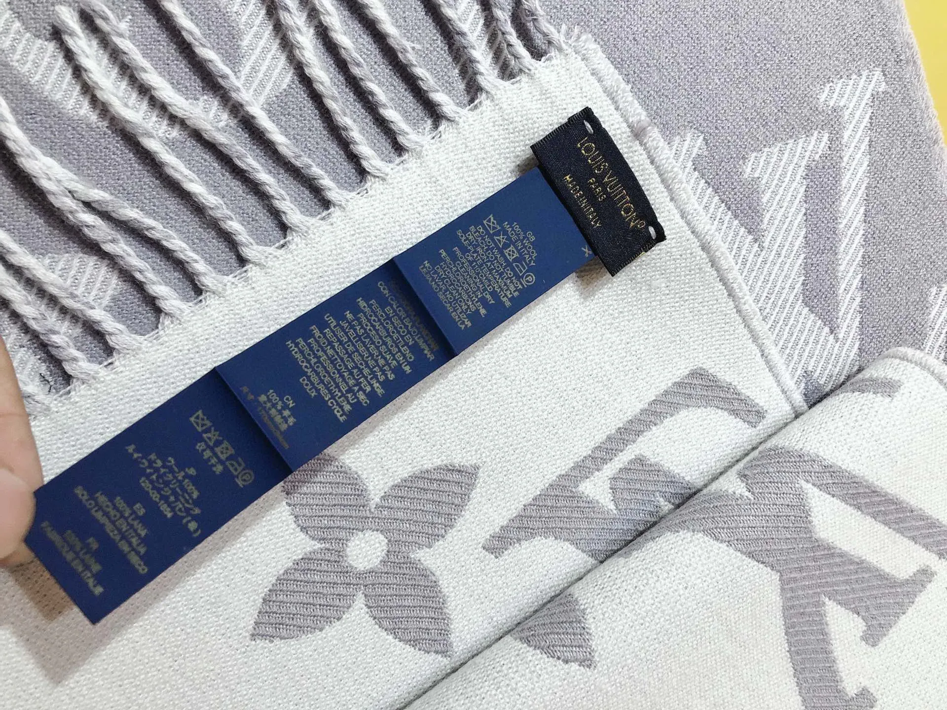 Шарфы Louis Vuitton 3400282