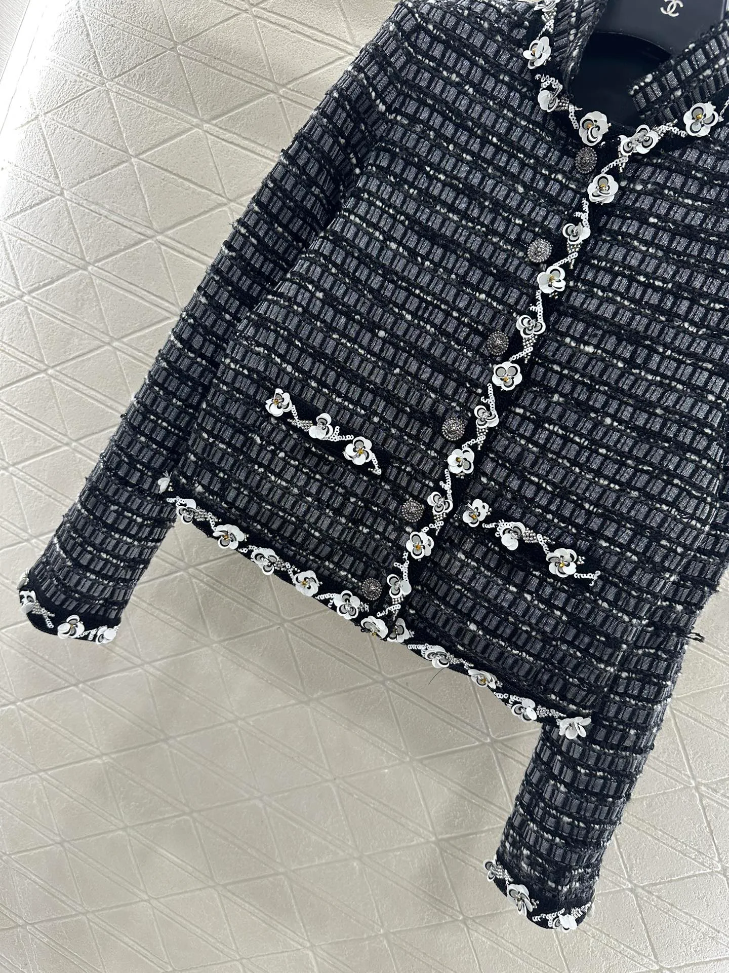 Куртки И Пуховики Женские Chanel 166916