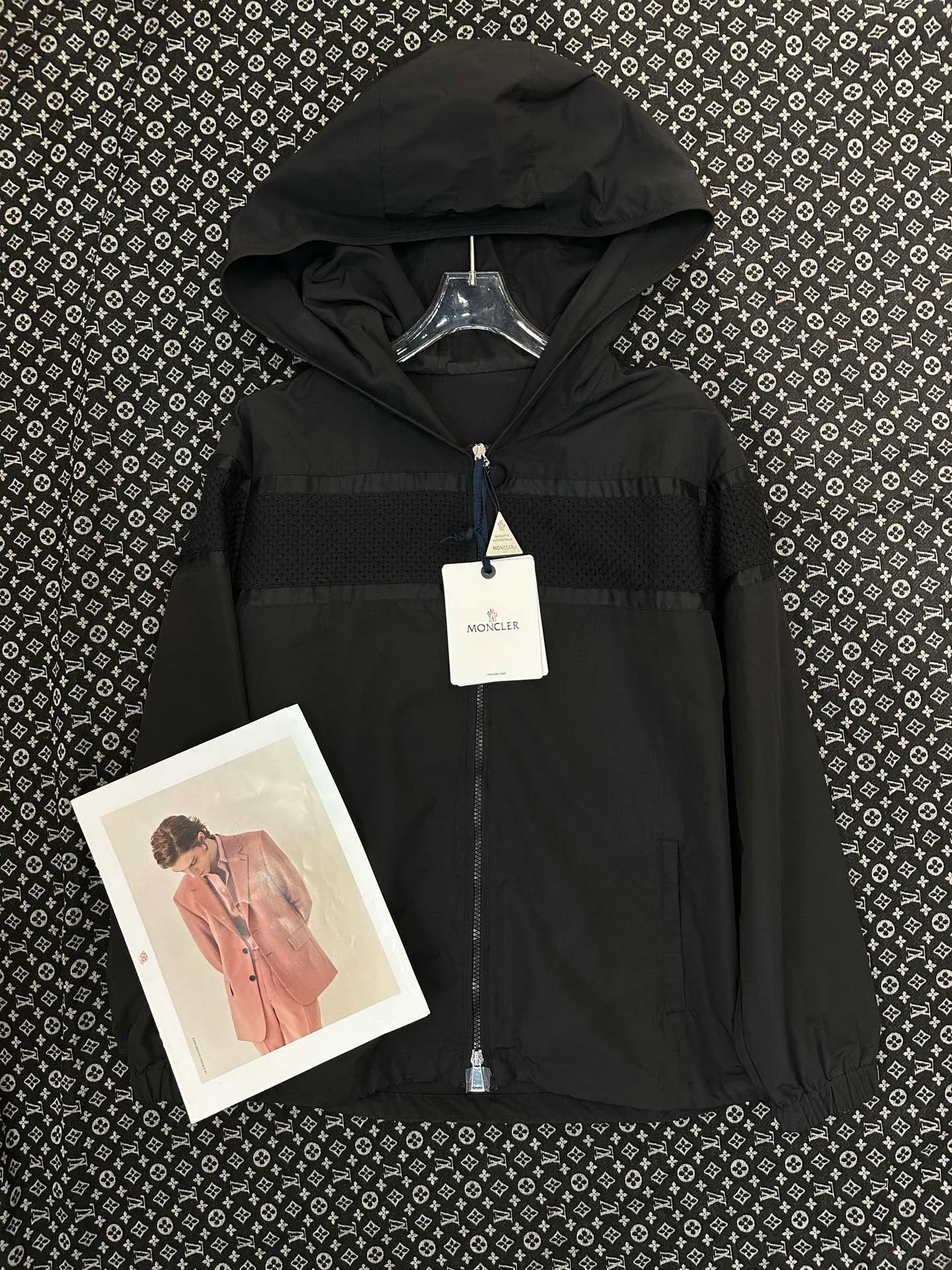 Куртки И Пуховики Женские Moncler 11505876