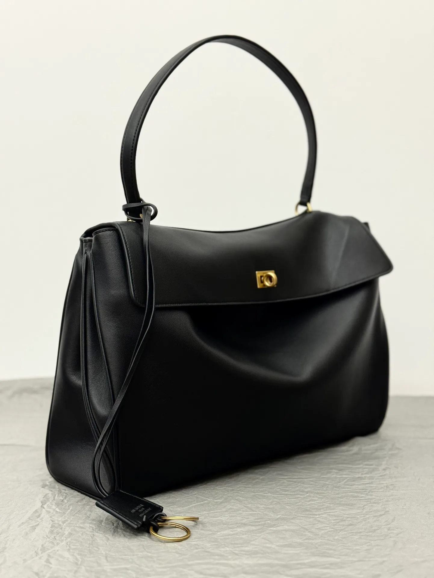 Сумки На Ремне Женские Balenciaga 4108