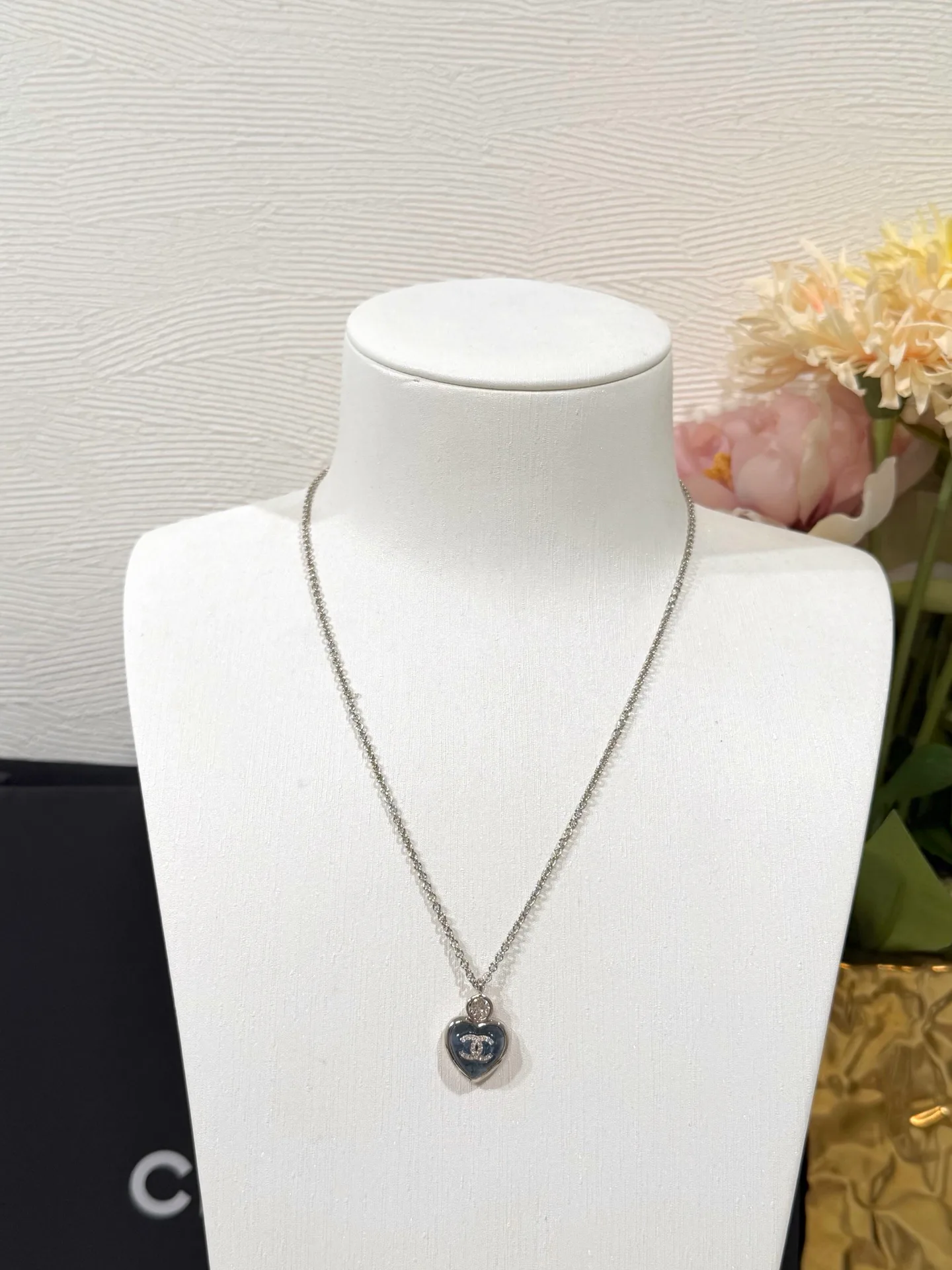 Бижутерия Chanel 17889711
