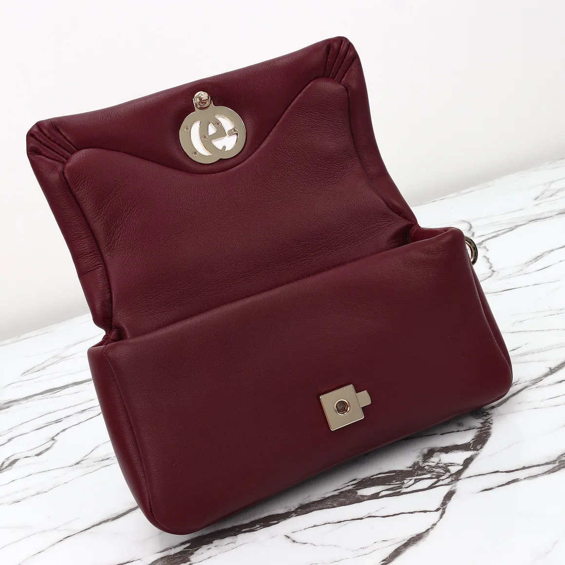 Классические Сумки Женские Gucci 18210719