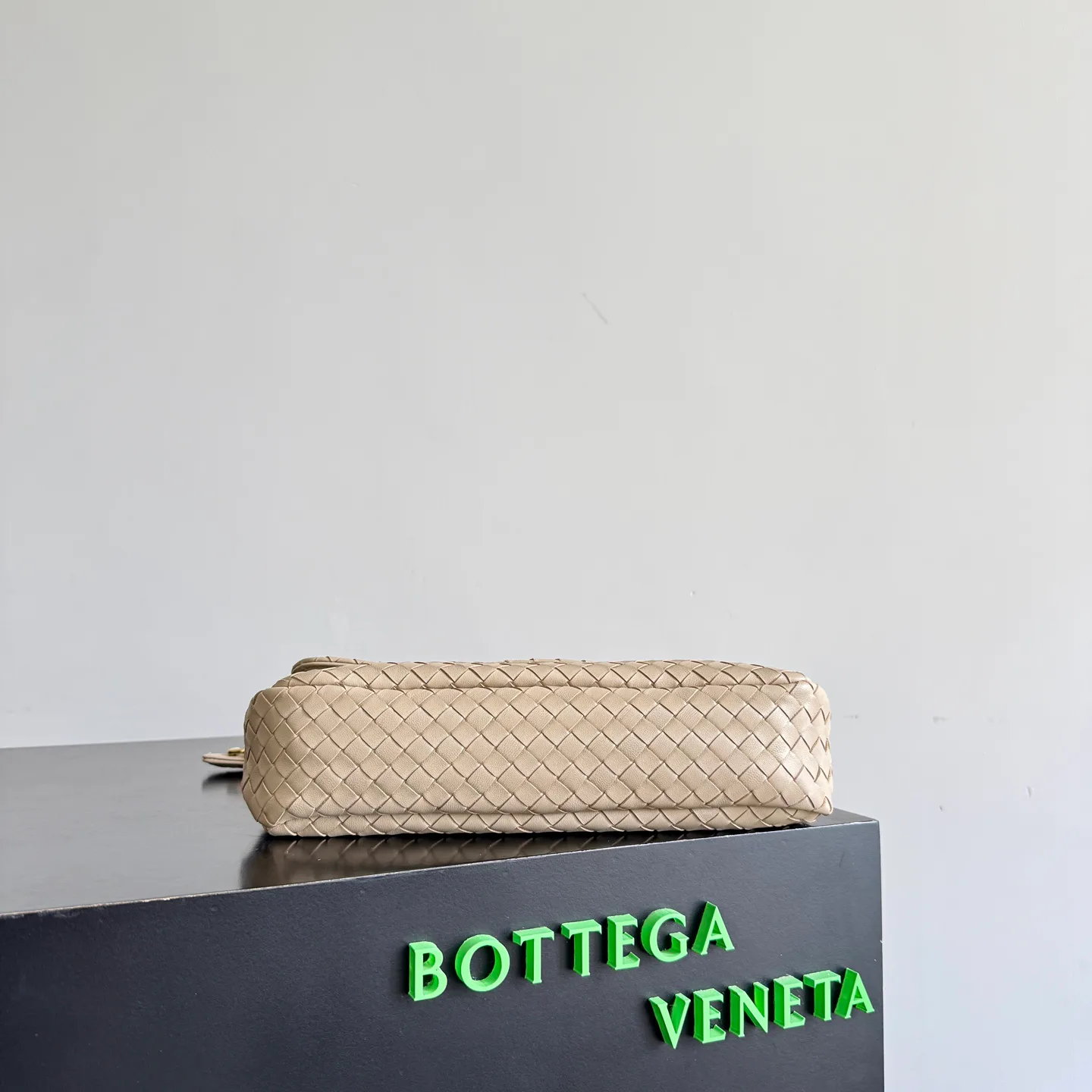 Классические Сумки Женские Bottega Veneta 16953798