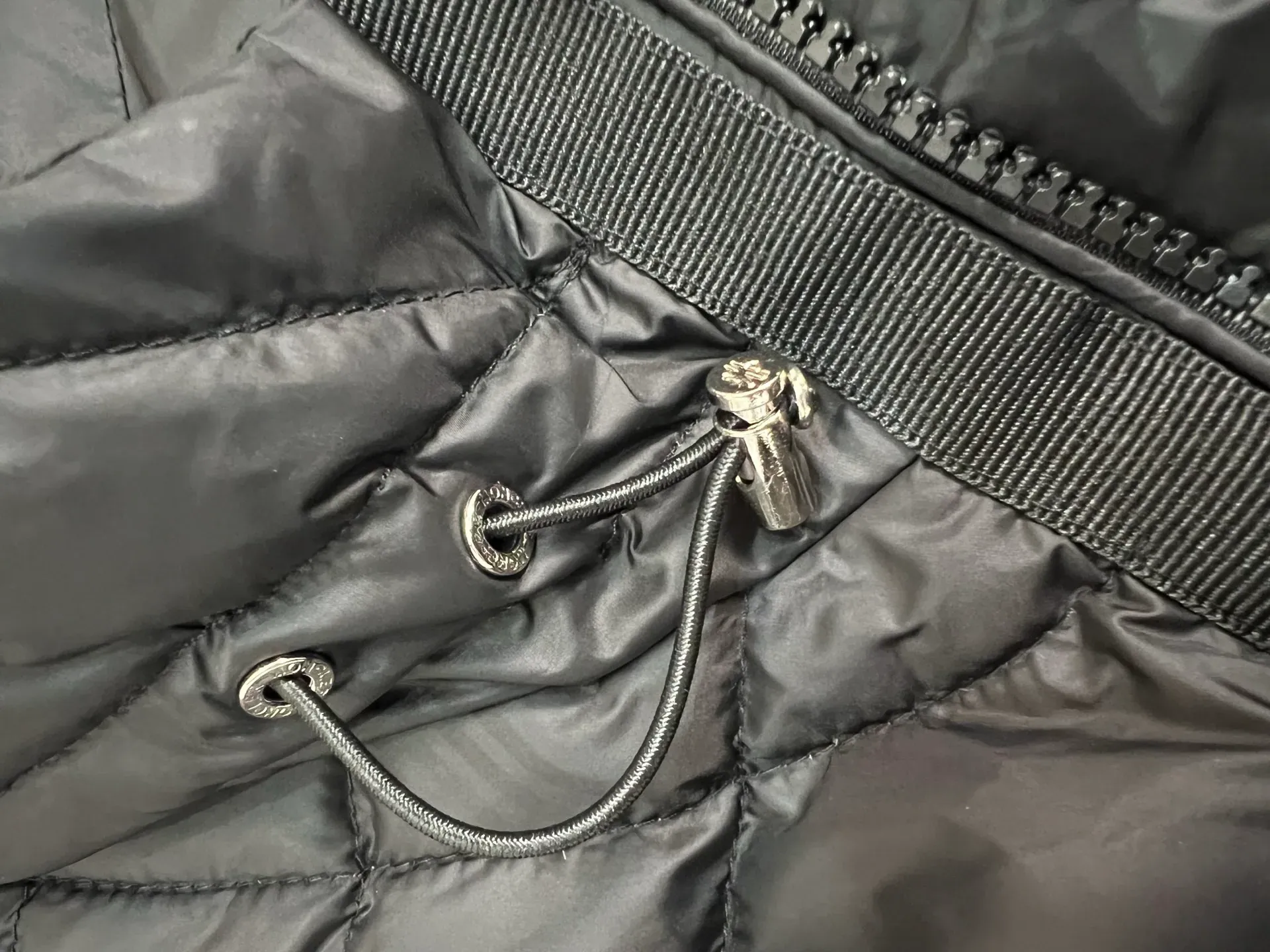 Куртки И Пуховики Мужские Moncler 470149