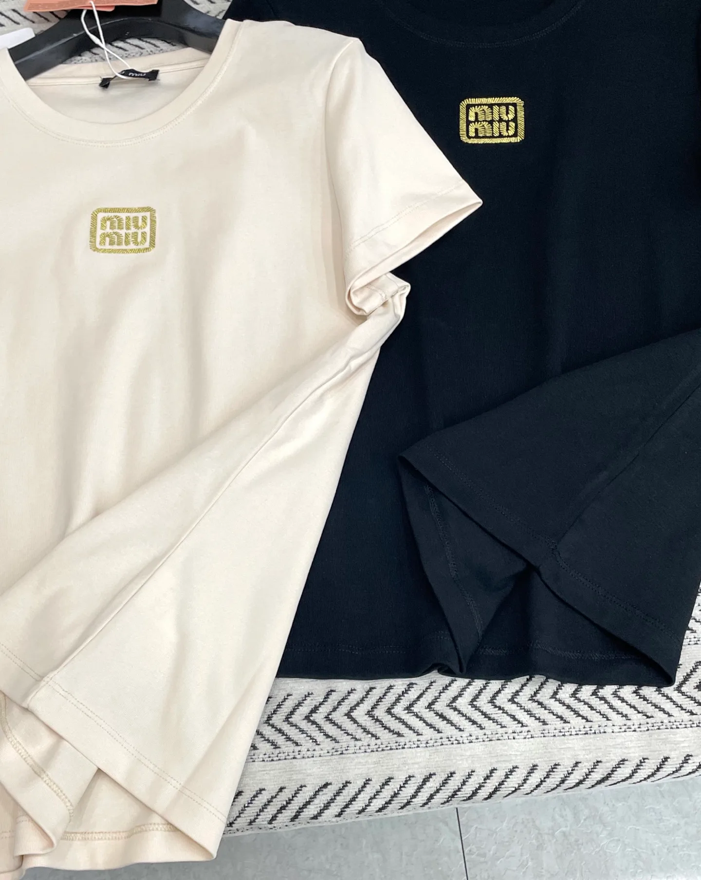 Футболки Женские Miu Miu 13323859