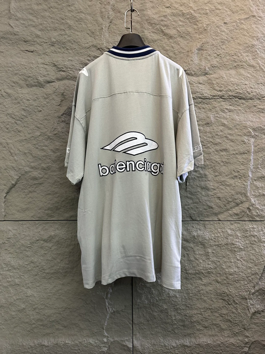 Футболки Женские Balenciaga 11423583