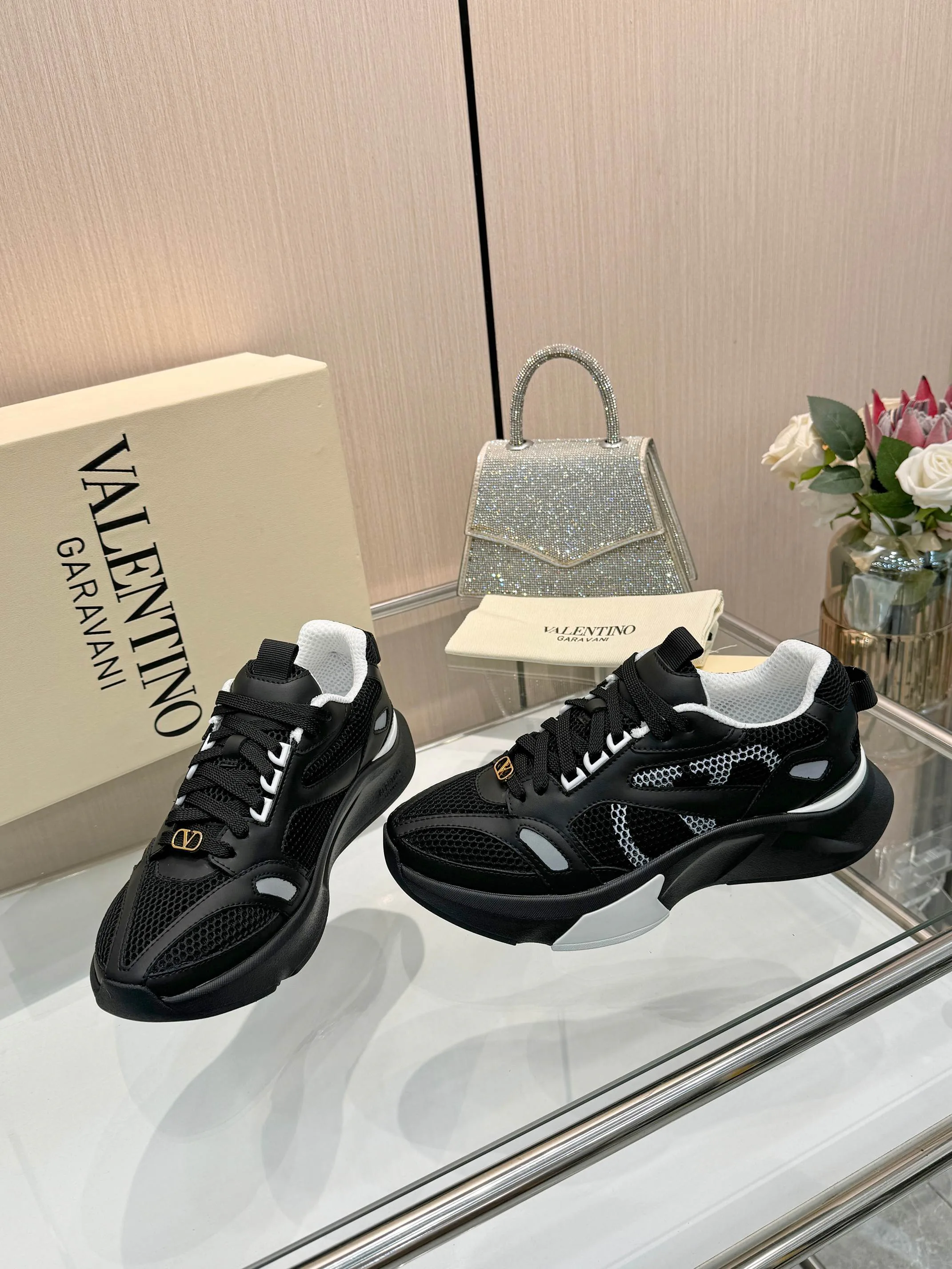 Кроссовки Мужские Valentino 17037991