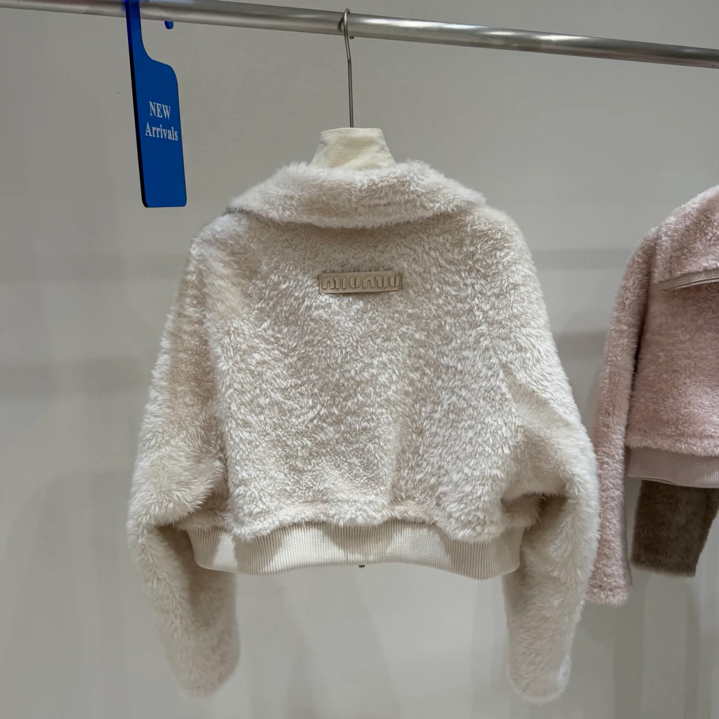 Куртки И Пуховики Женские Miu Miu 19701581