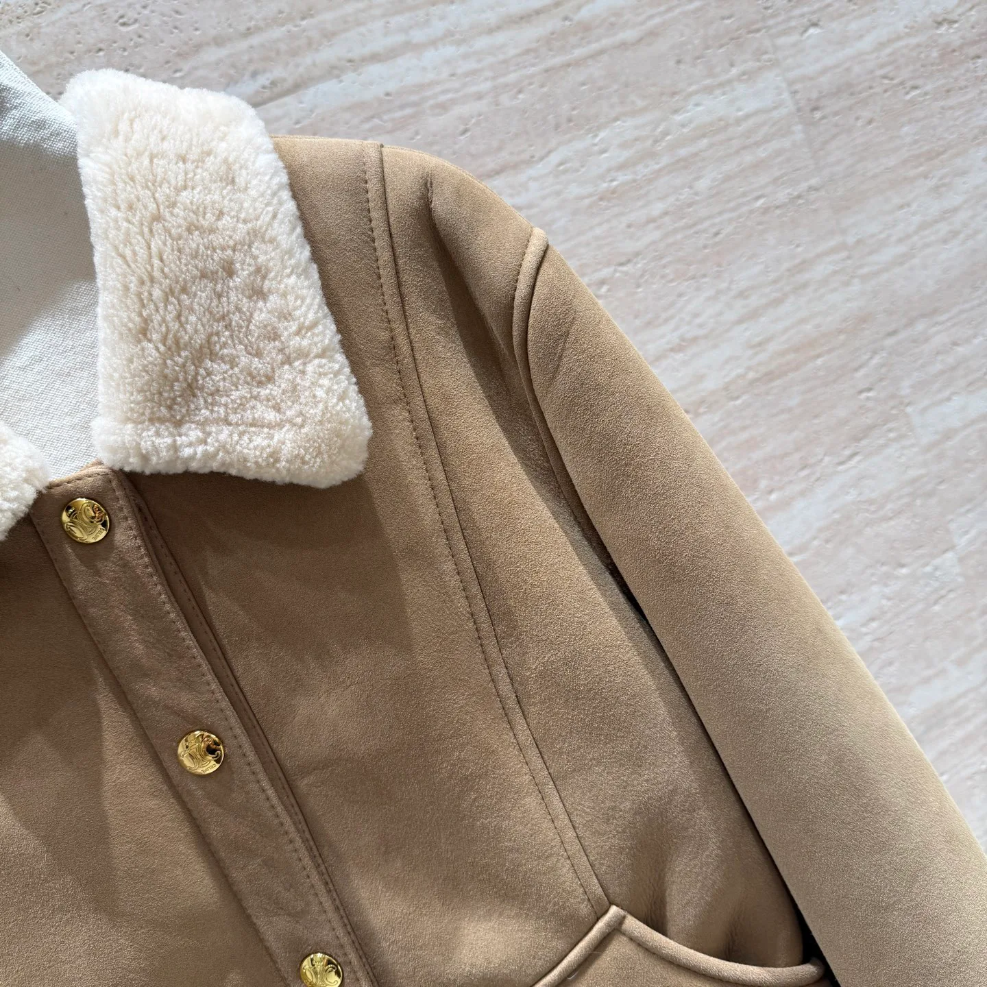 Кожаные Куртки И Дублёнки Женские Celine 2772621